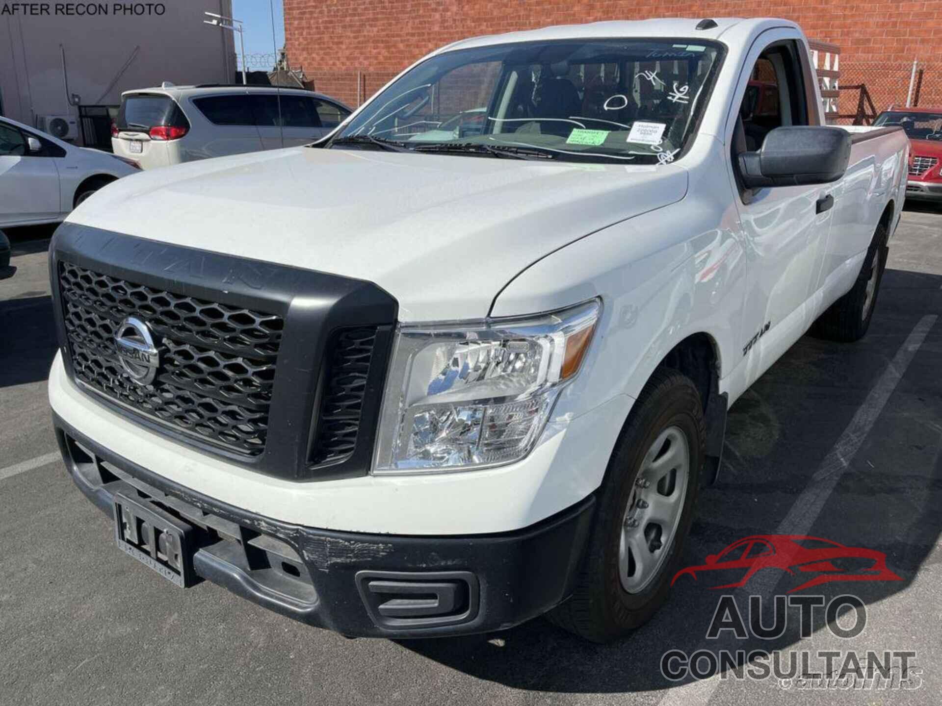 NISSAN TITAN 2019 - 1N6AA1R78KN517525