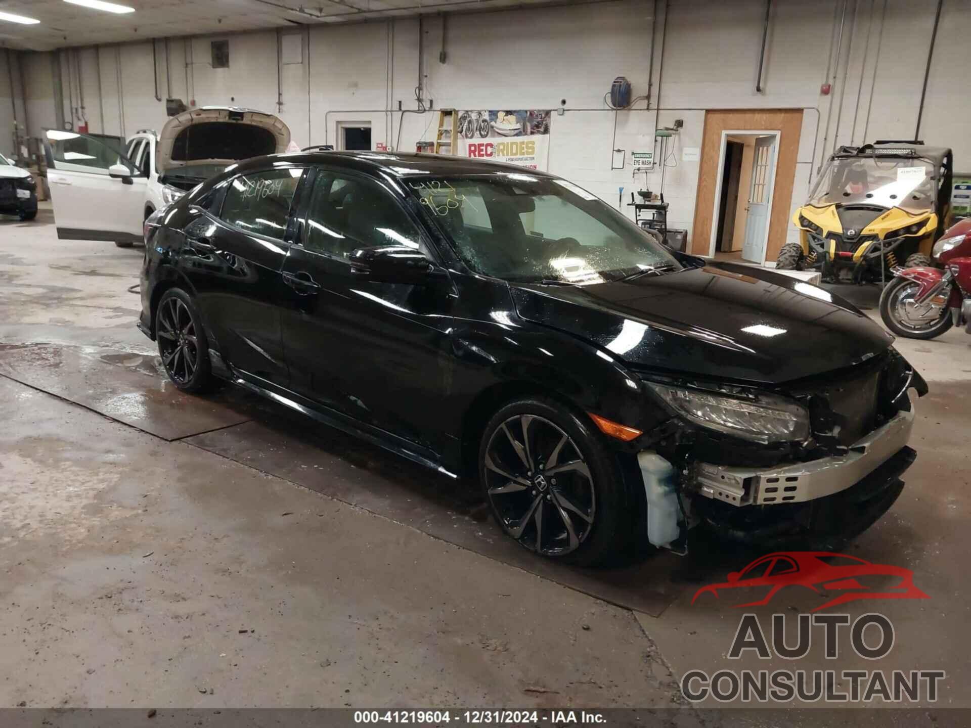 HONDA CIVIC 2018 - SHHFK7H90JU231790