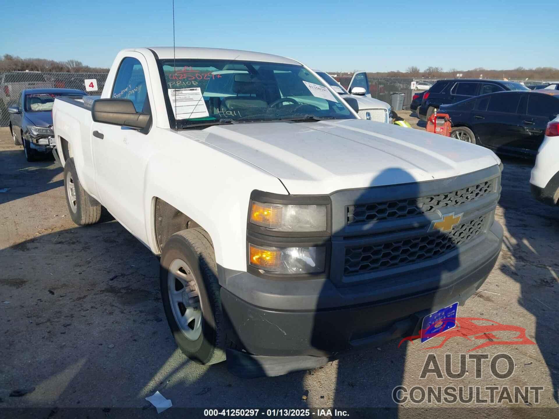 CHEVROLET SILVERADO 1500 2014 - 1GCNCPEH6EZ251869