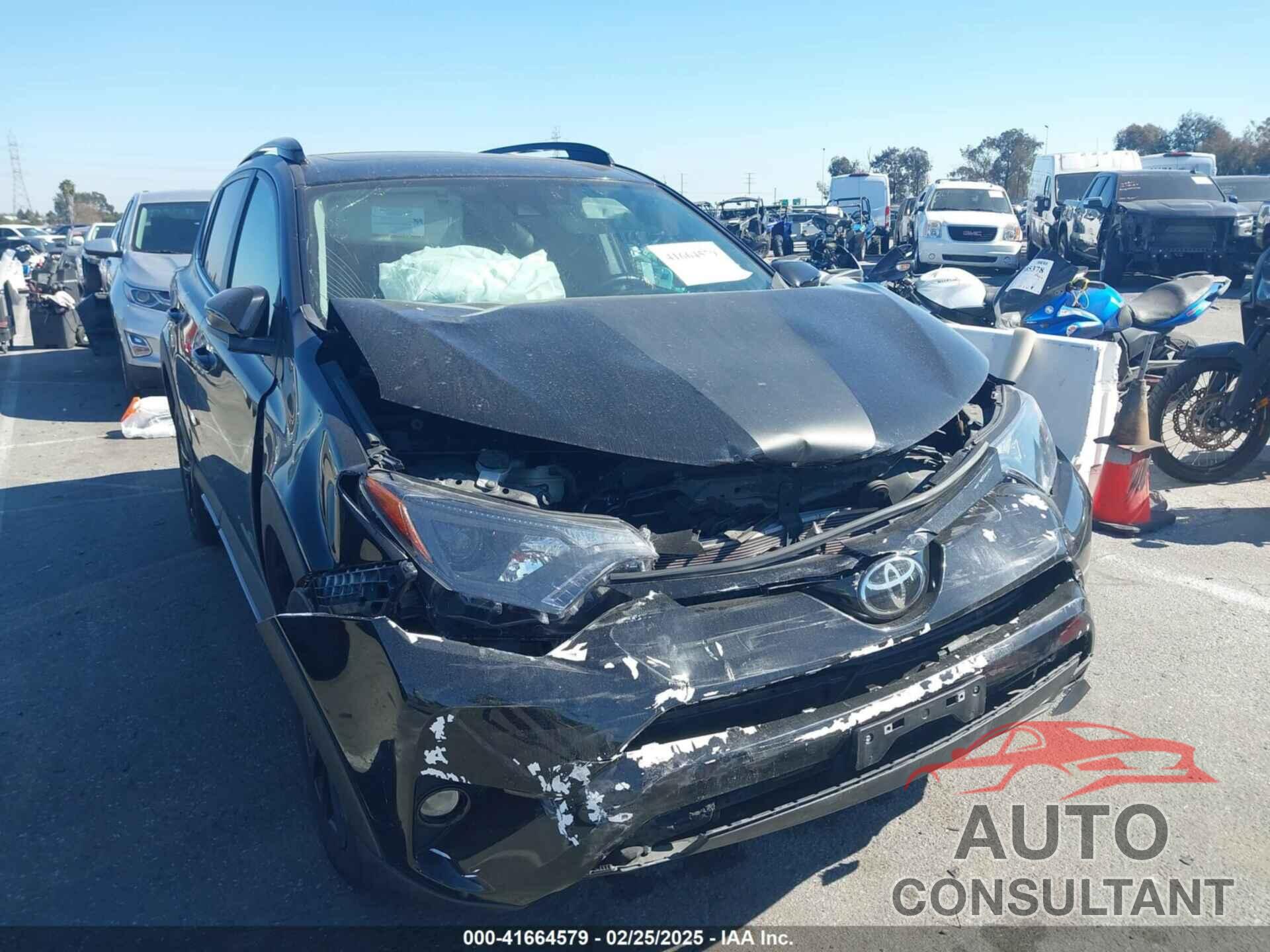 TOYOTA RAV4 2018 - 2T3RFREV3JW753274