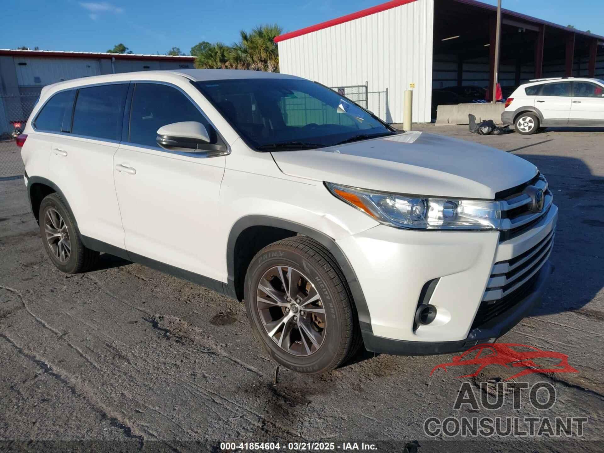 TOYOTA HIGHLANDER 2019 - 5TDZARFH4KS047134