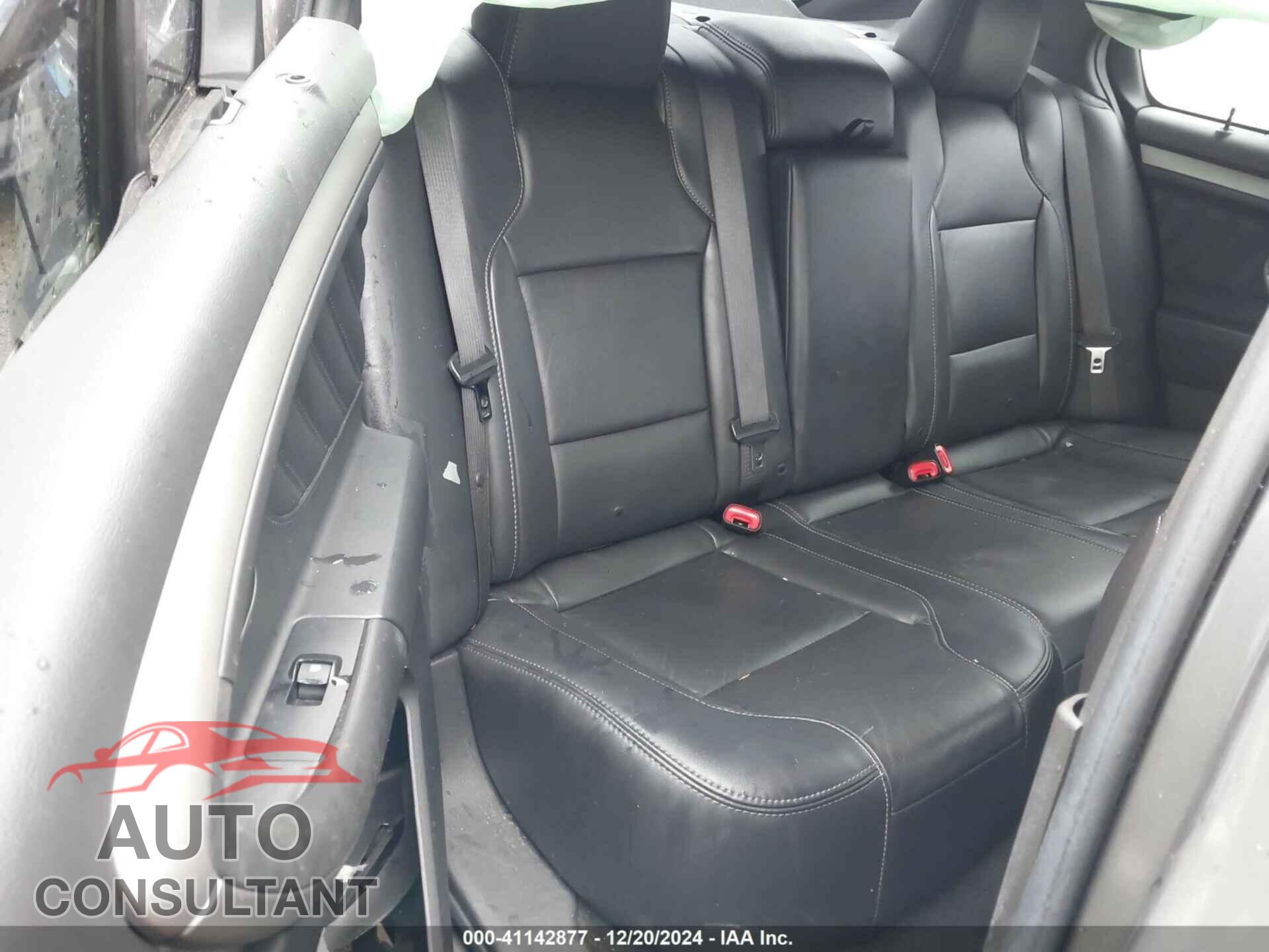 FORD TAURUS 2013 - 1FAHP2E82DG164815