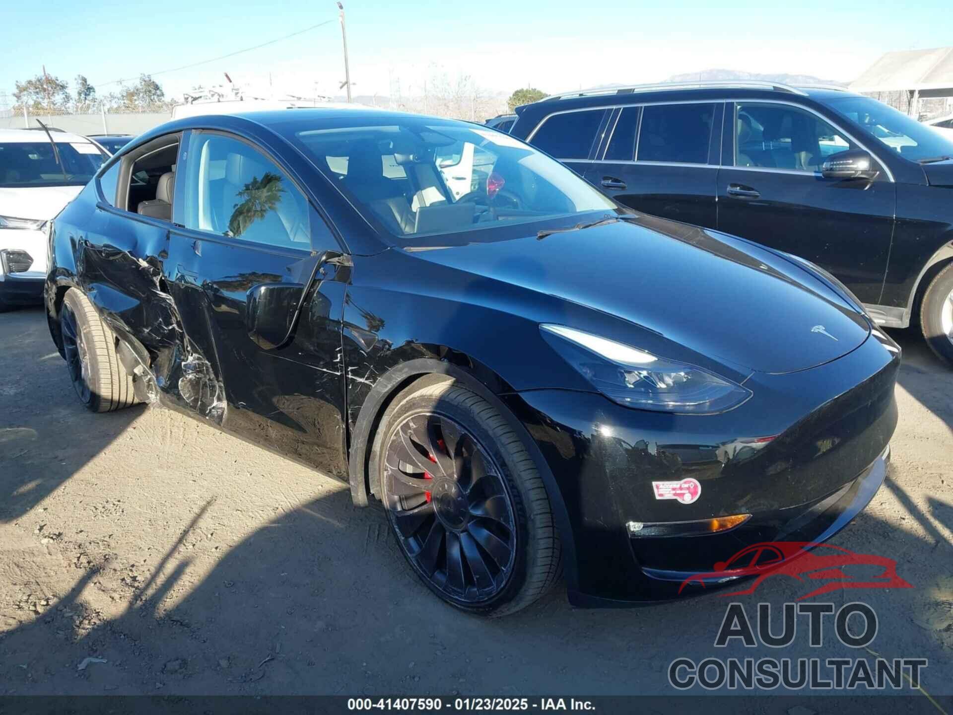 TESLA MODEL Y 2023 - 7SAYGDEF3PF863845