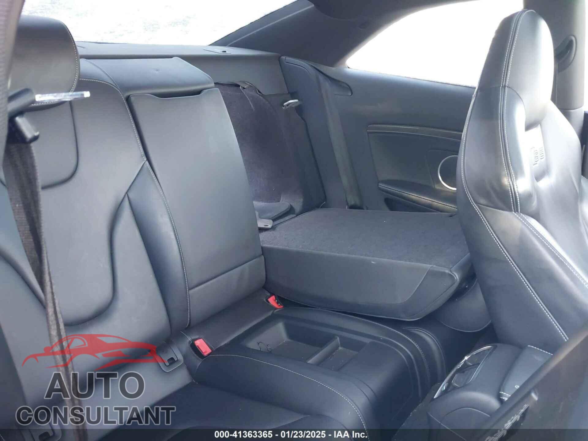 AUDI S5 2015 - WAUCGAFR8FA039309