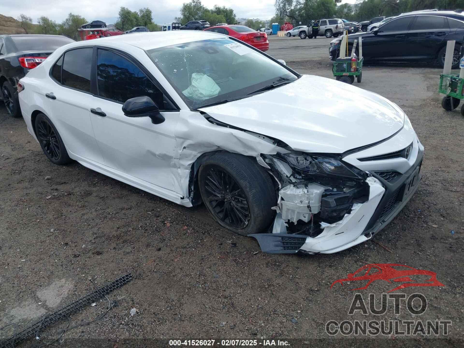 TOYOTA CAMRY 2021 - 4T1G11AK6MU474191