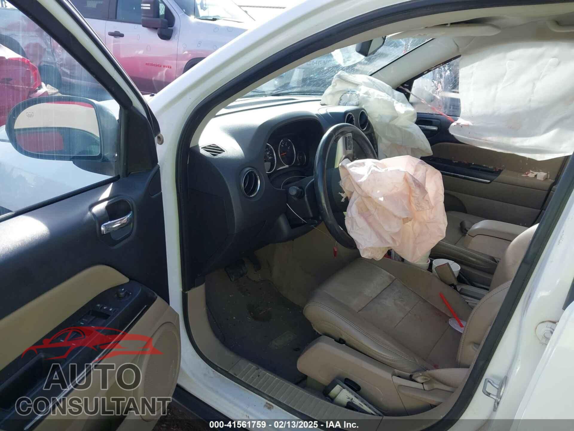 JEEP COMPASS 2013 - 1C4NJCCB0DD258289