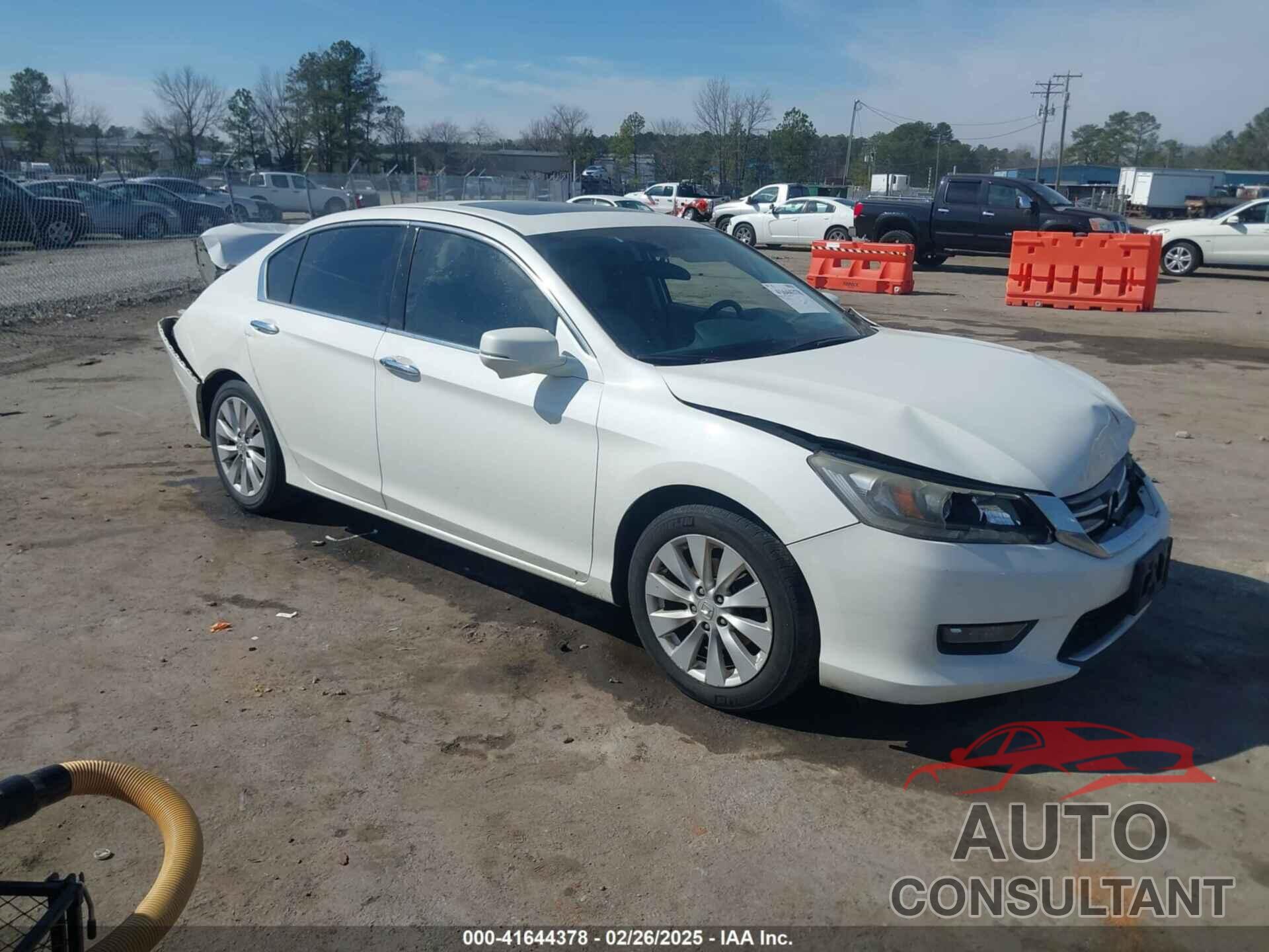 HONDA ACCORD 2015 - 1HGCR3F83FA024329
