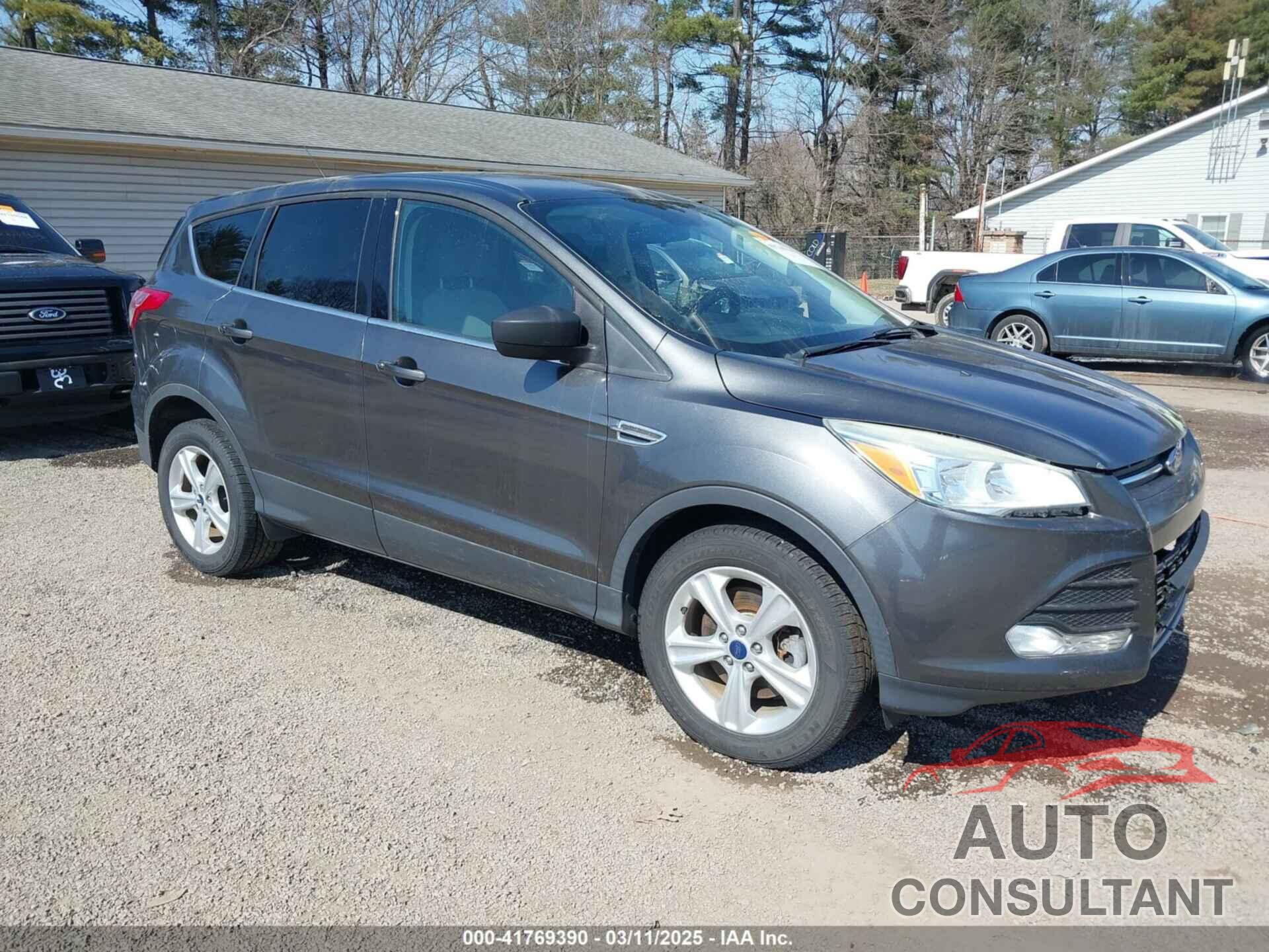 FORD ESCAPE 2015 - 1FMCU9GX1FUC19376