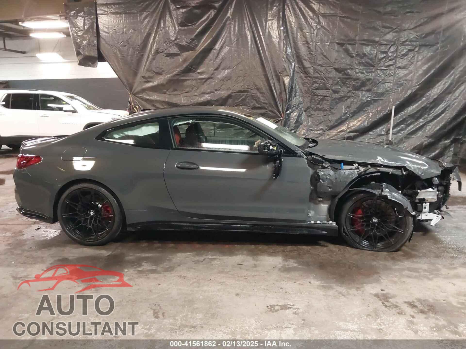 BMW M4 2025 - WBS33HK09SCT89618