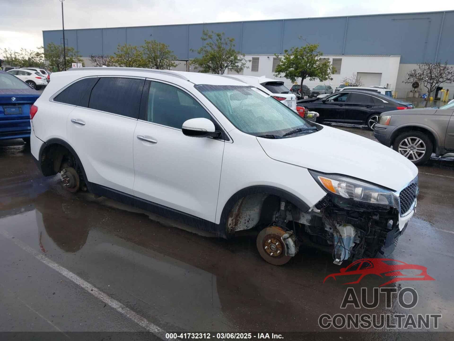KIA SORENTO 2018 - 5XYPG4A3XJG380986
