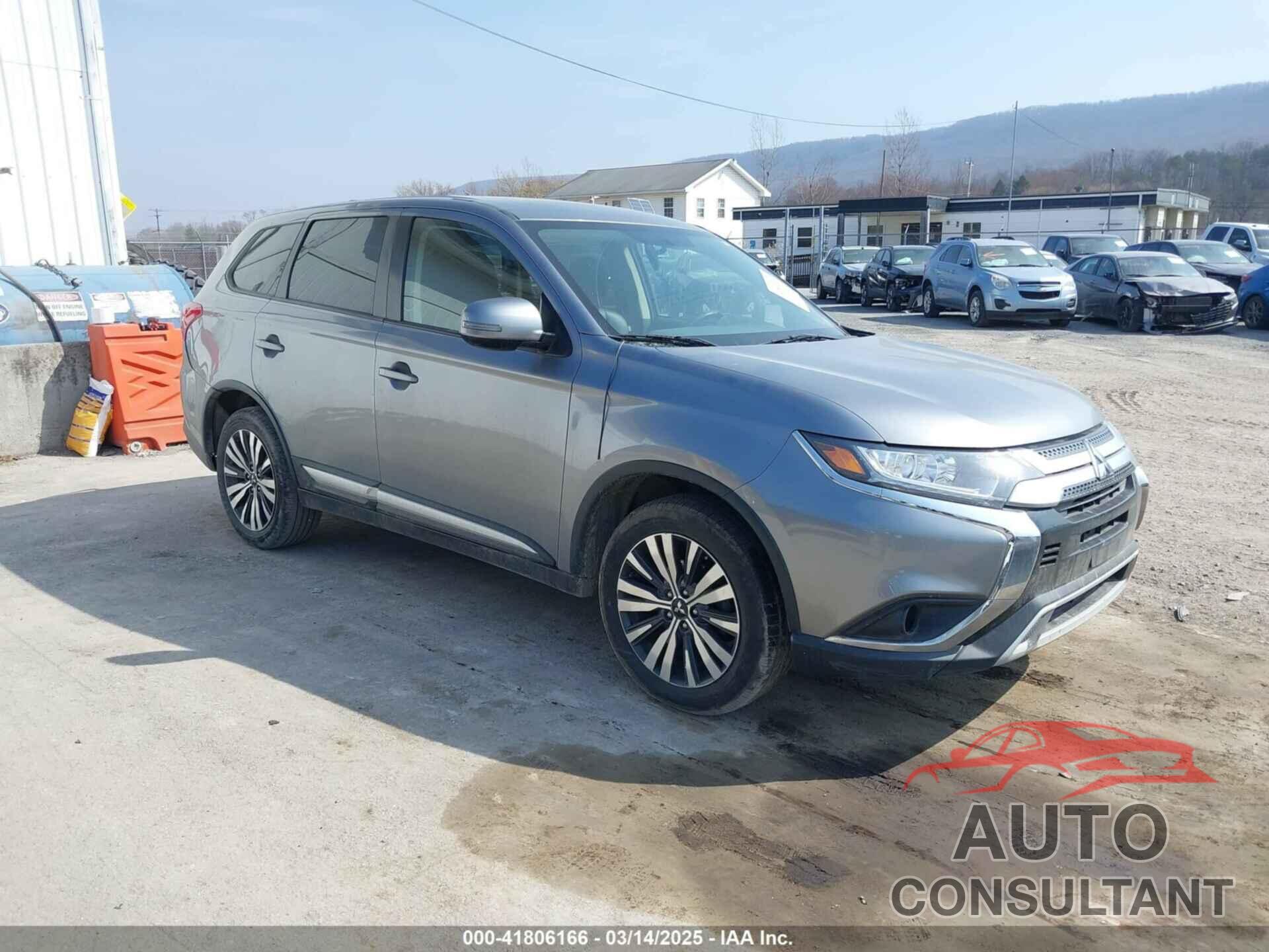 MITSUBISHI OUTLANDER 2019 - JA4AD3A30KZ043670