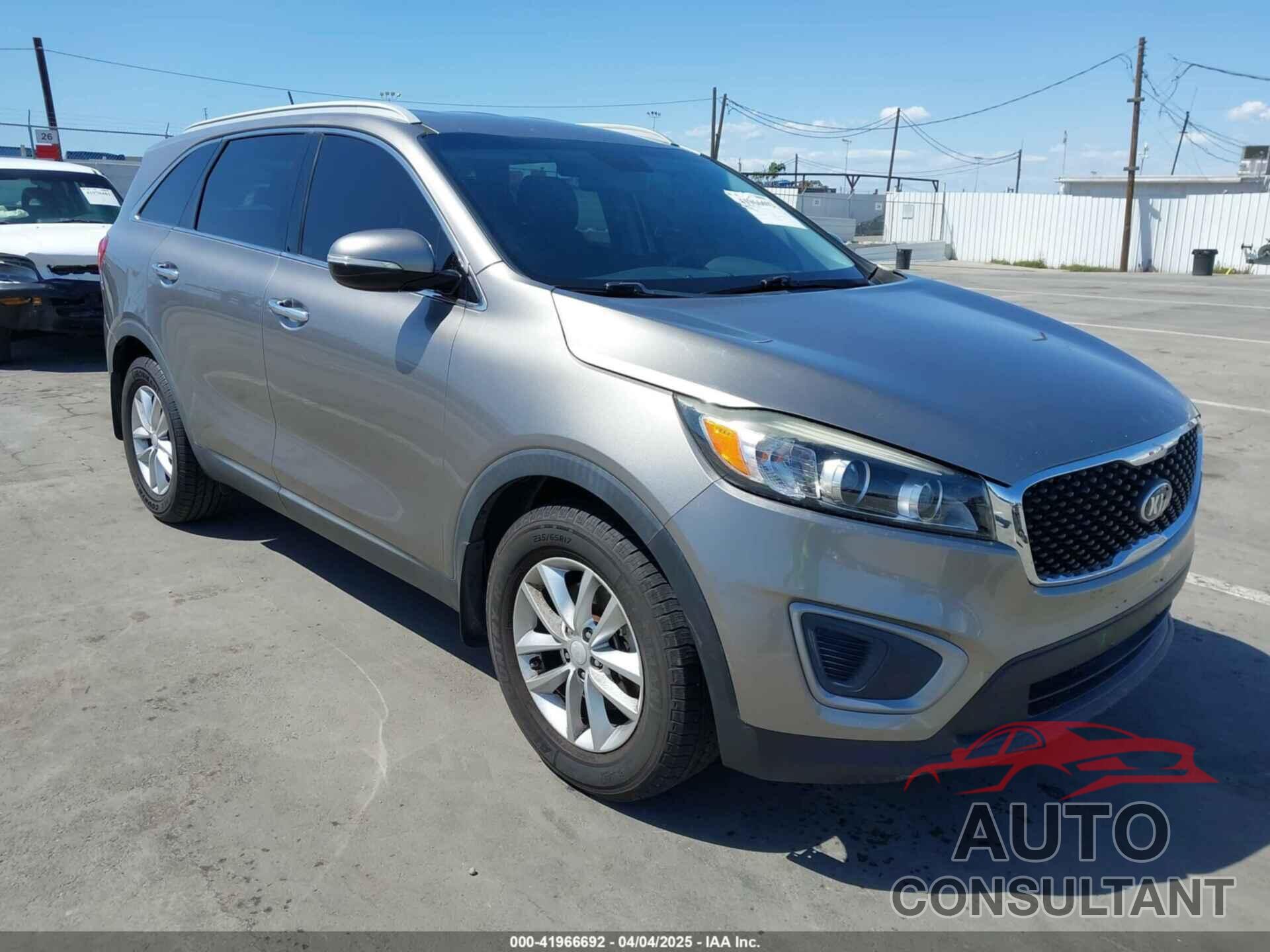 KIA SORENTO 2017 - 5XYPG4A35HG284788