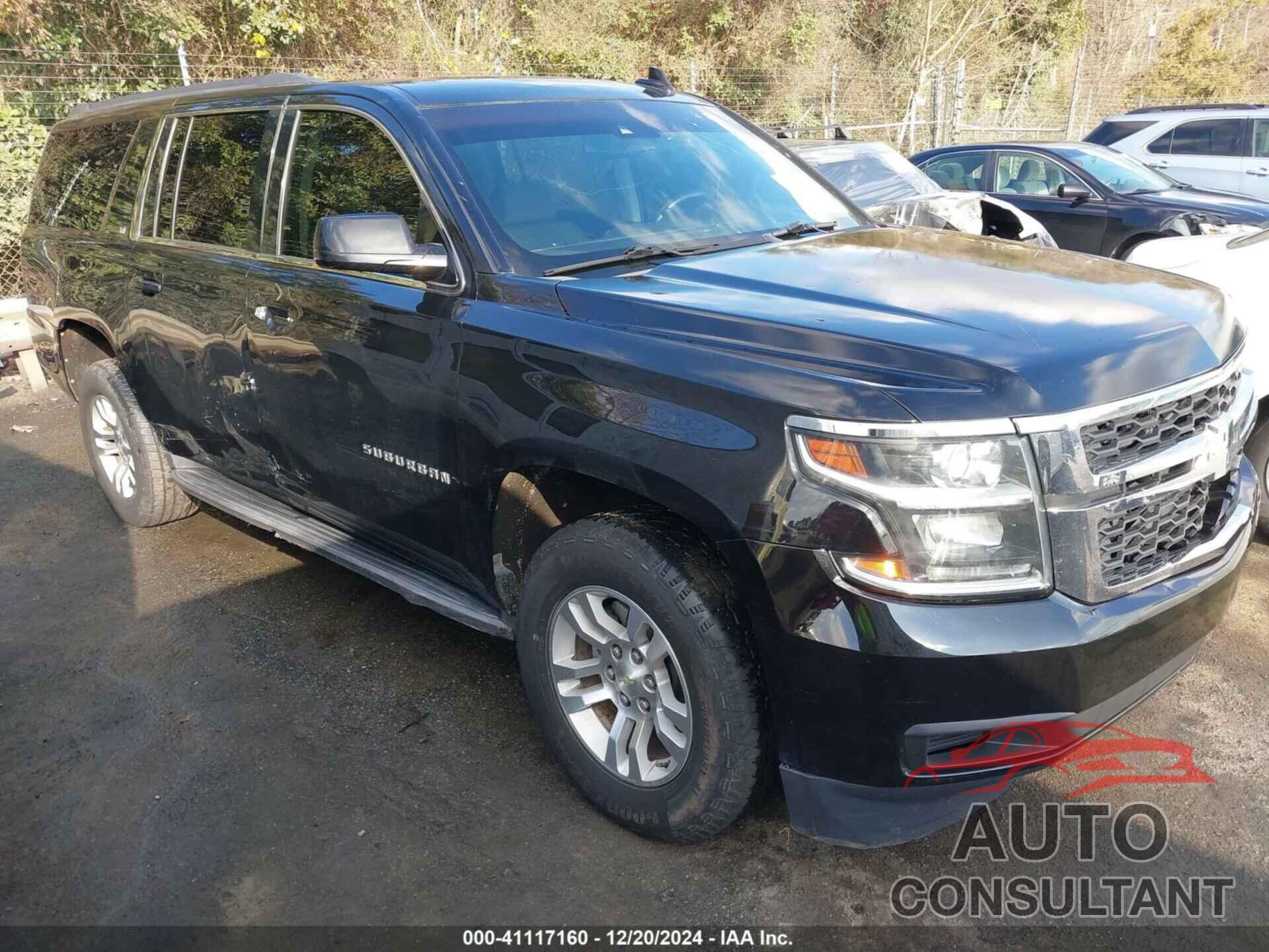 CHEVROLET SUBURBAN 2017 - 1GNSCHKC8HR152631