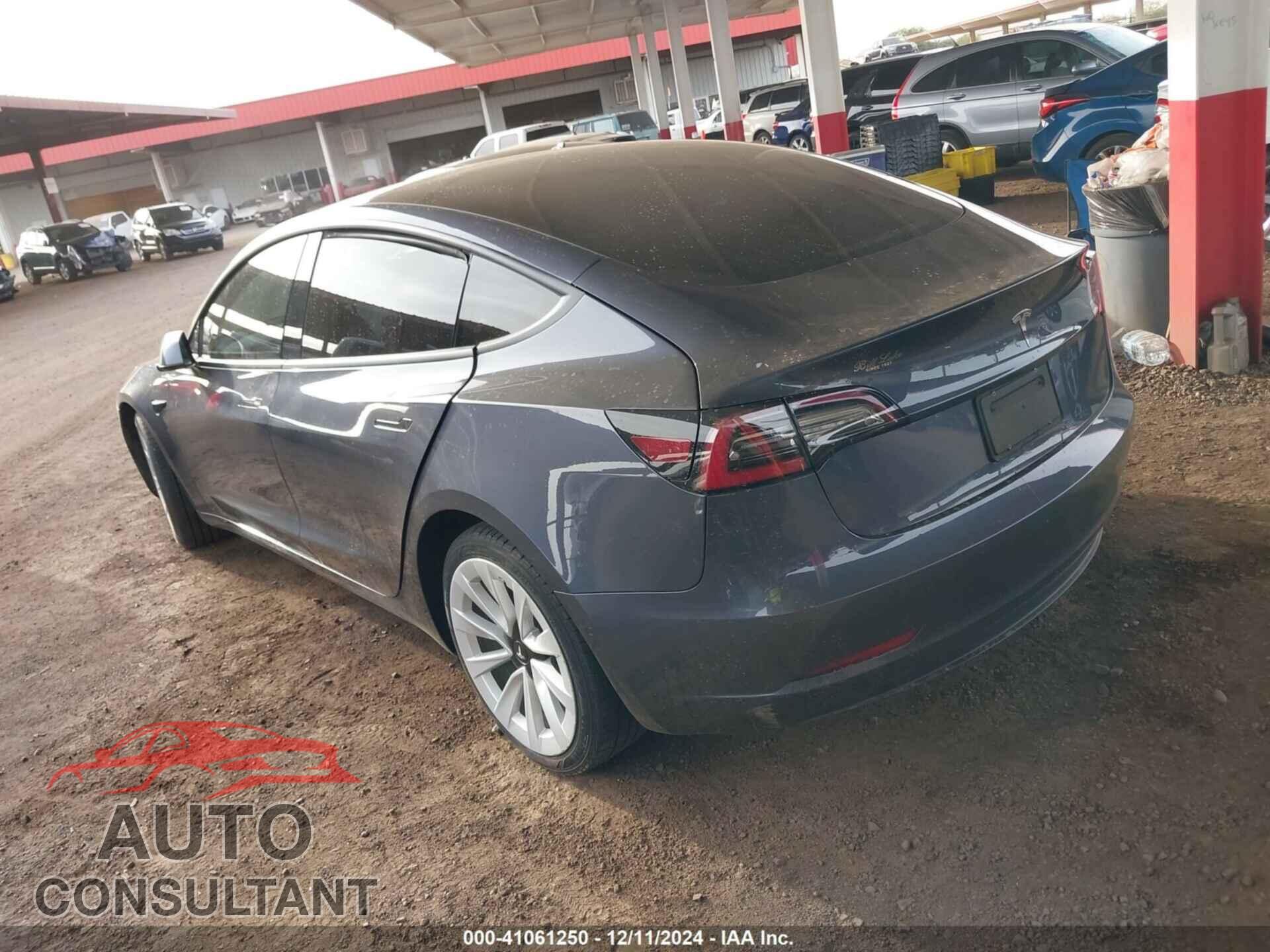 TESLA MODEL 3 2022 - 5YJ3E1EA2NF208976