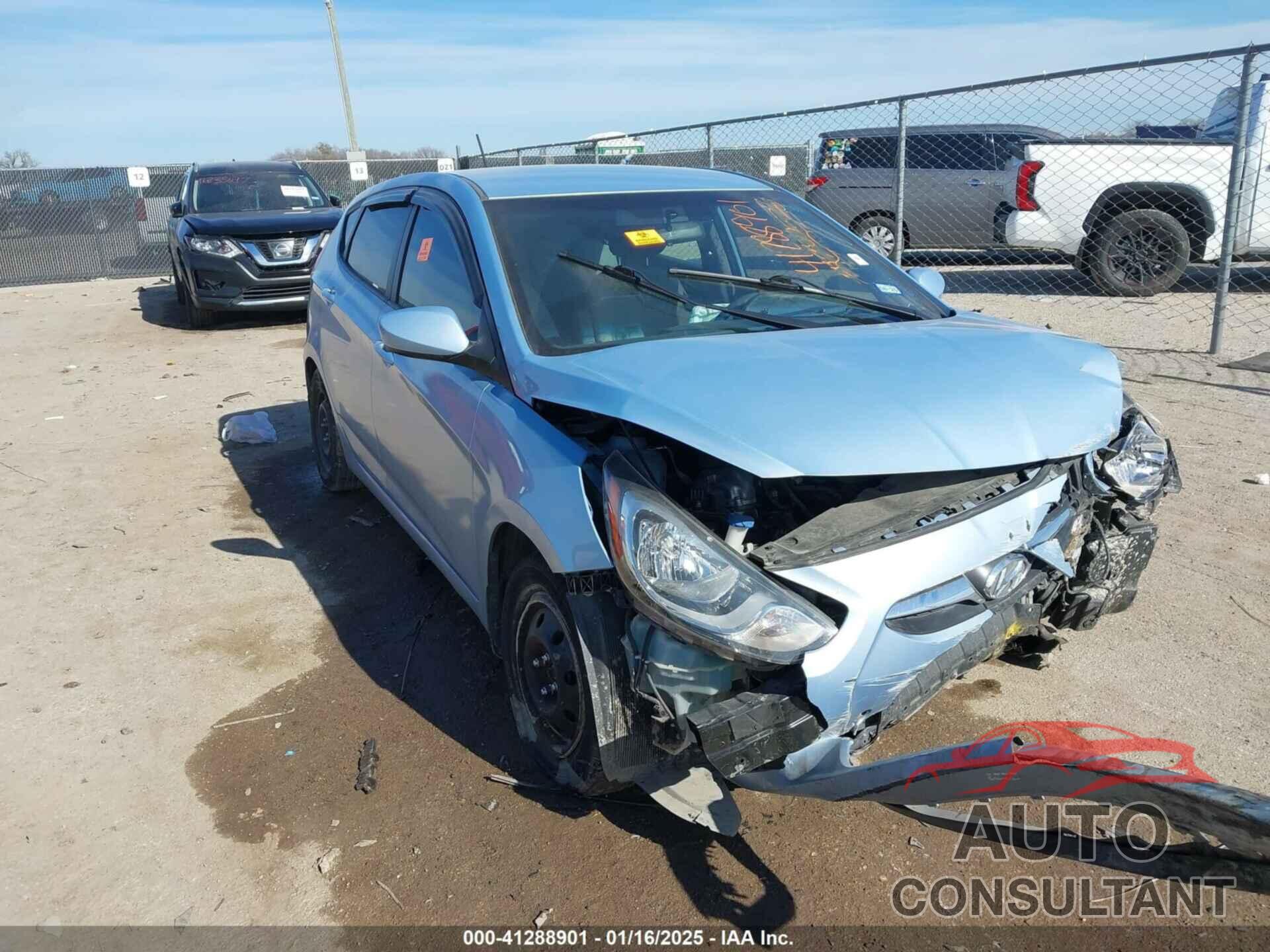 HYUNDAI ACCENT 2013 - KMHCT5AE6DU138115