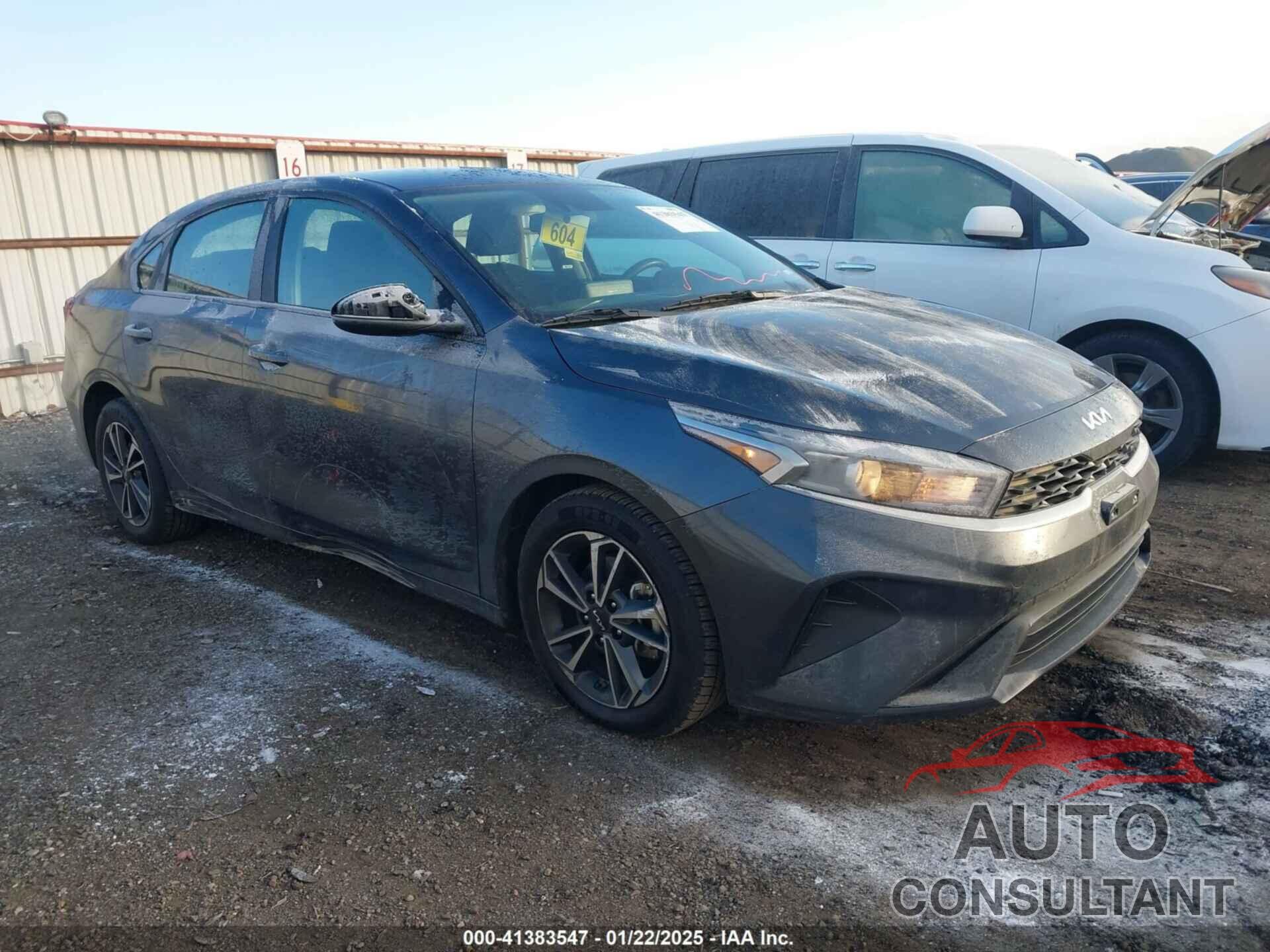 KIA FORTE 2023 - 3KPF24AD9PE649343