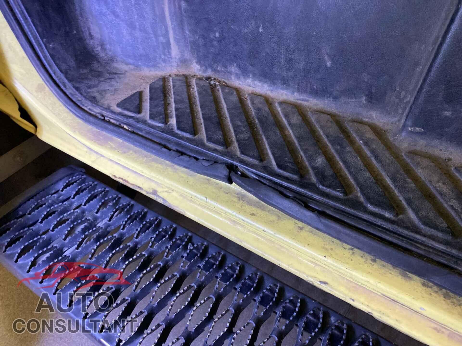 FORD ECONOLINE 2019 - 1FDXE4FS5KDC22539