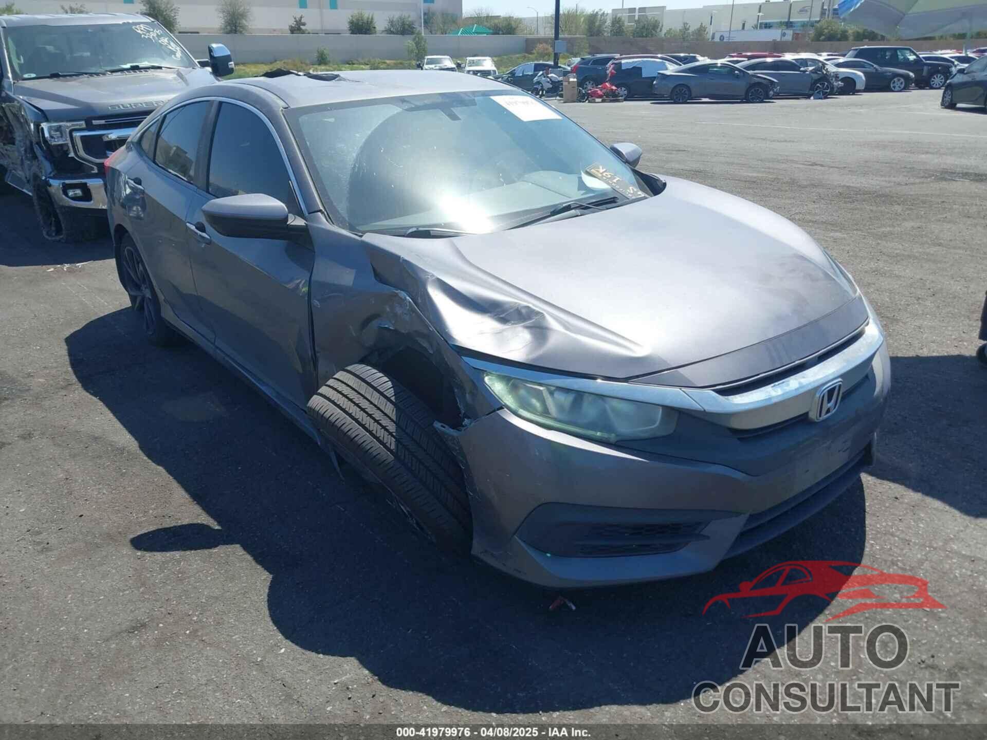 HONDA CIVIC 2018 - 2HGFC2F57JH546731
