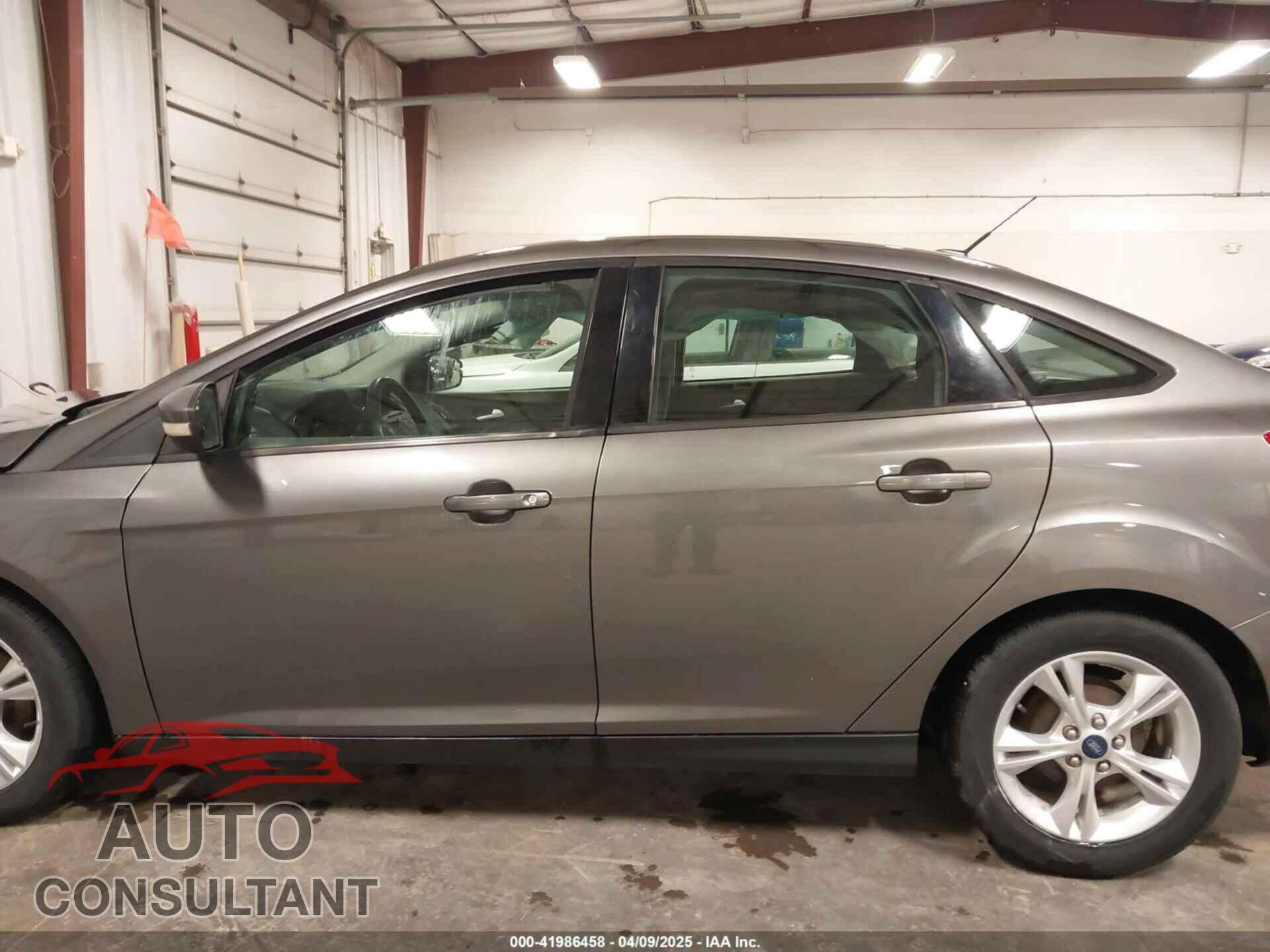FORD FOCUS 2014 - 1FADP3F2XEL280190