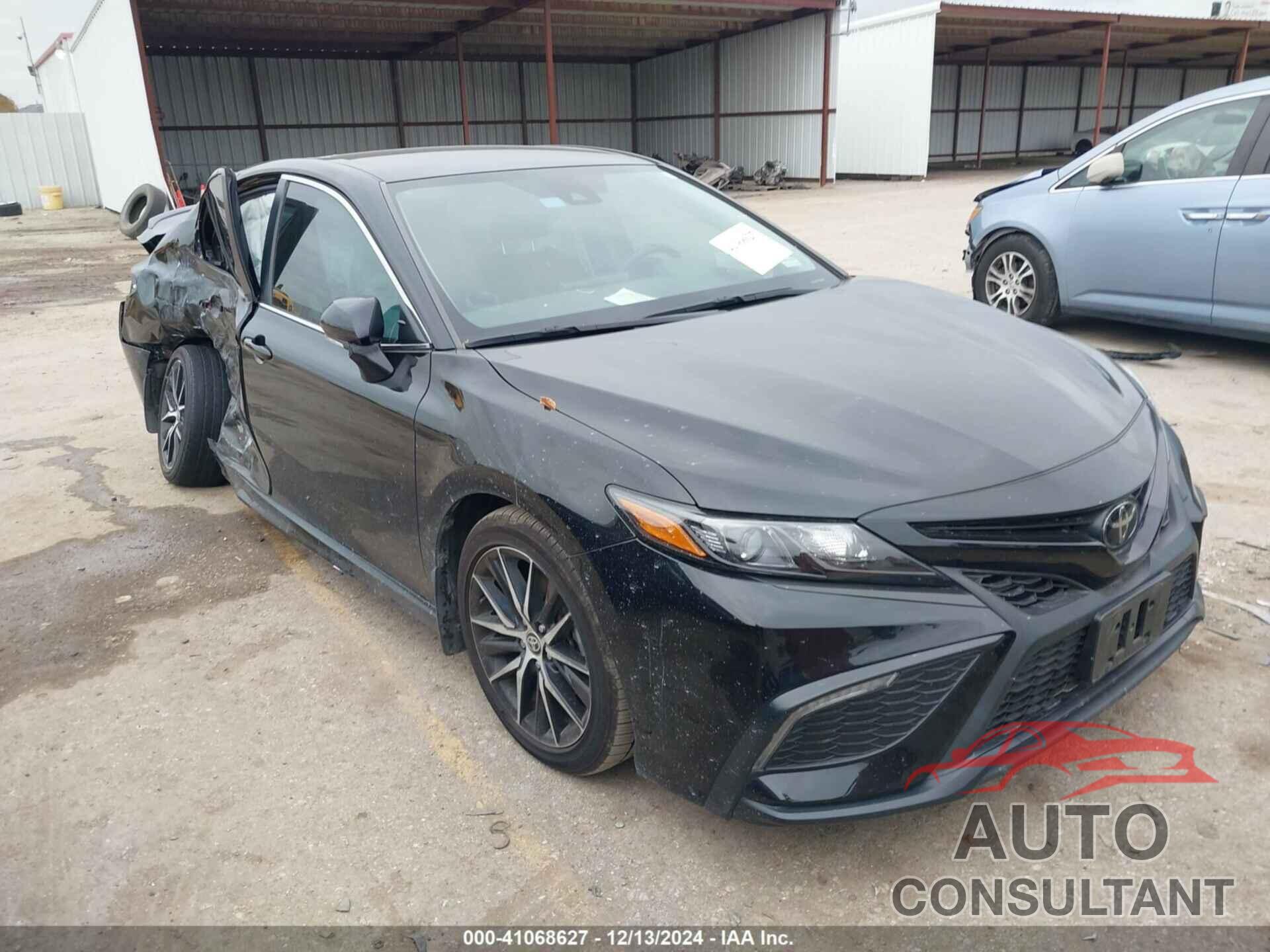 TOYOTA CAMRY 2023 - 4T1G11AK6PU721603