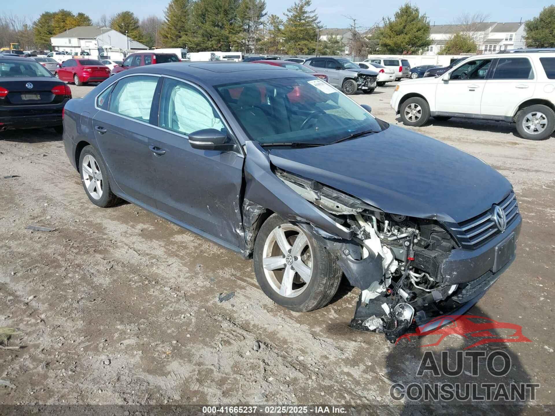 VOLKSWAGEN PASSAT 2013 - 1VWBP7A38DC006071