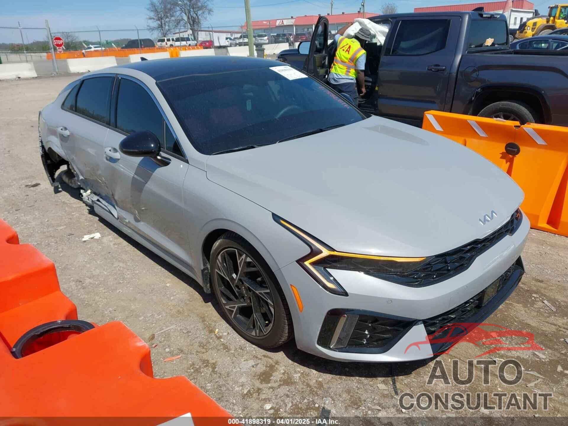 KIA K5 2025 - KNAG64J70S5337979