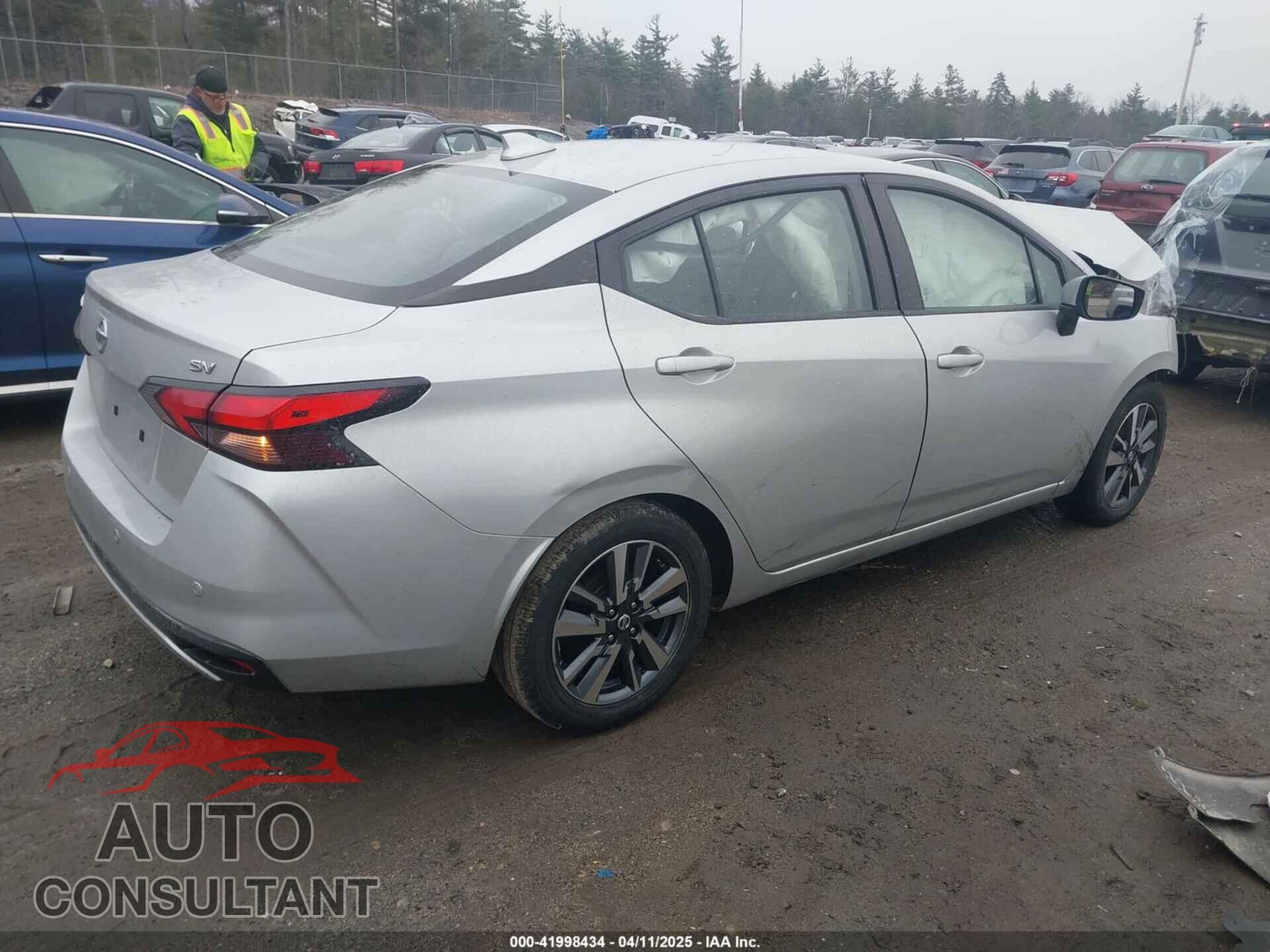 NISSAN VERSA 2020 - 3N1CN8EV0LL807596