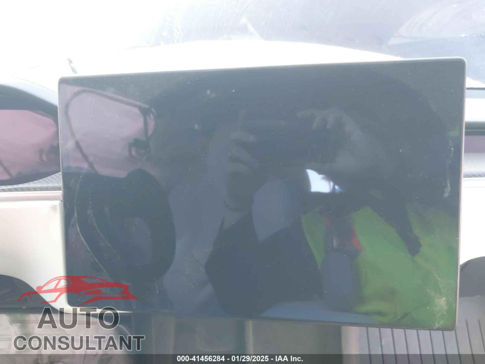 TESLA MODEL S 2022 - 5YJSA1E57NF493457