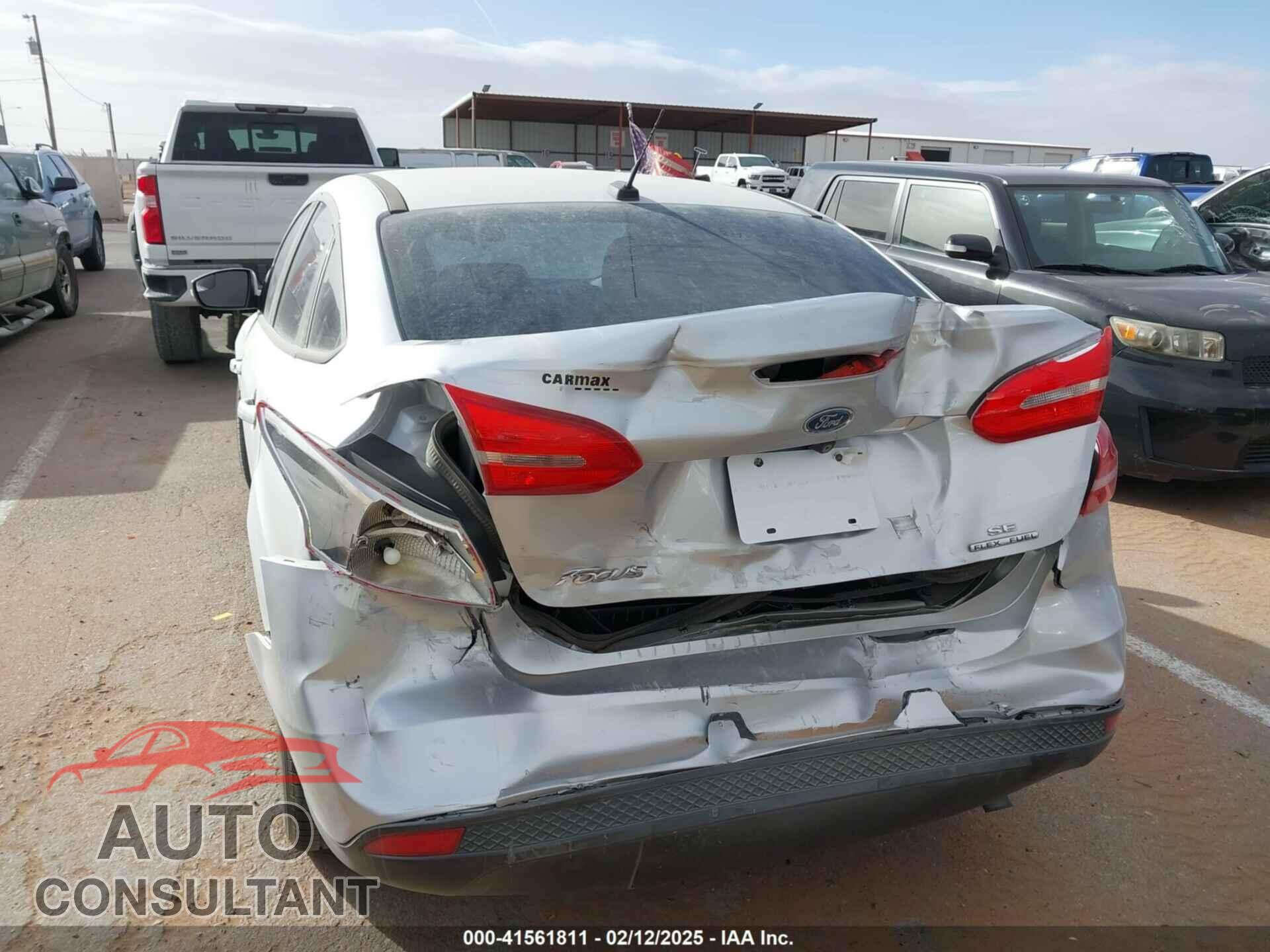 FORD FOCUS 2016 - 1FADP3F29GL326918