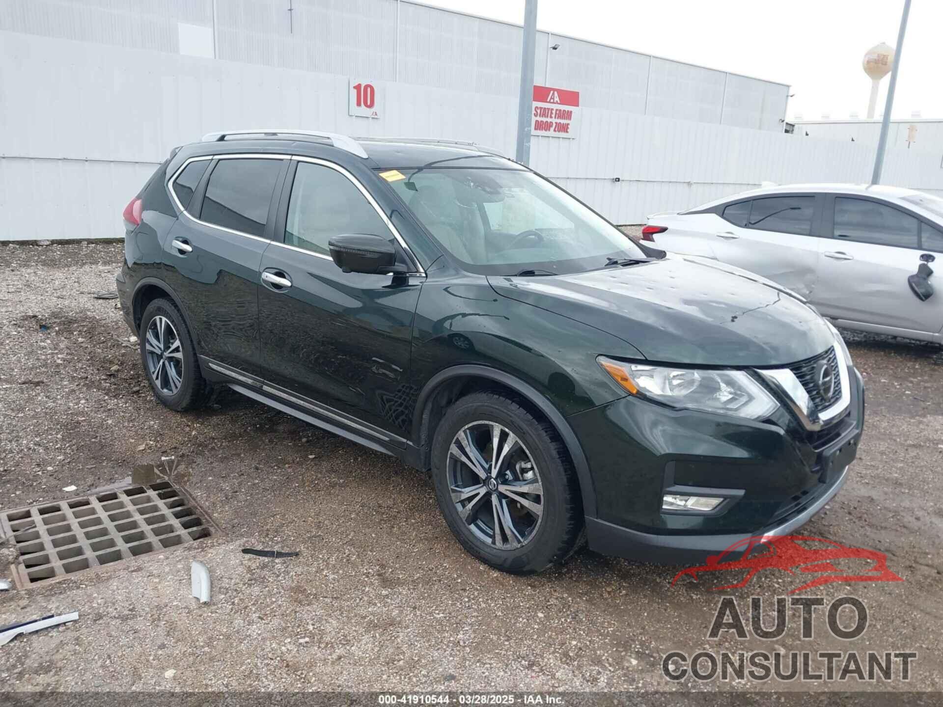 NISSAN ROGUE 2018 - 5N1AT2MT8JC833777
