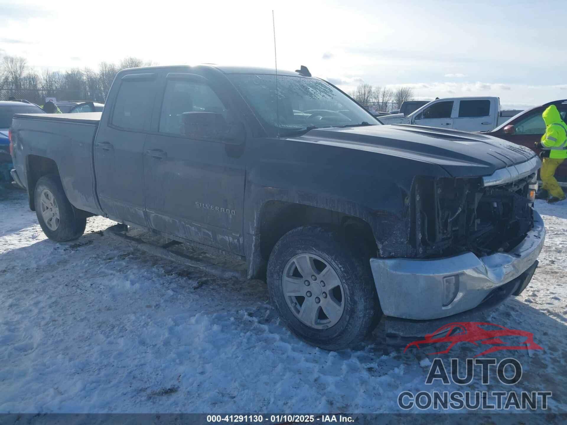 CHEVROLET SILVERADO 1500 2018 - 2GCVKREC3J1109002