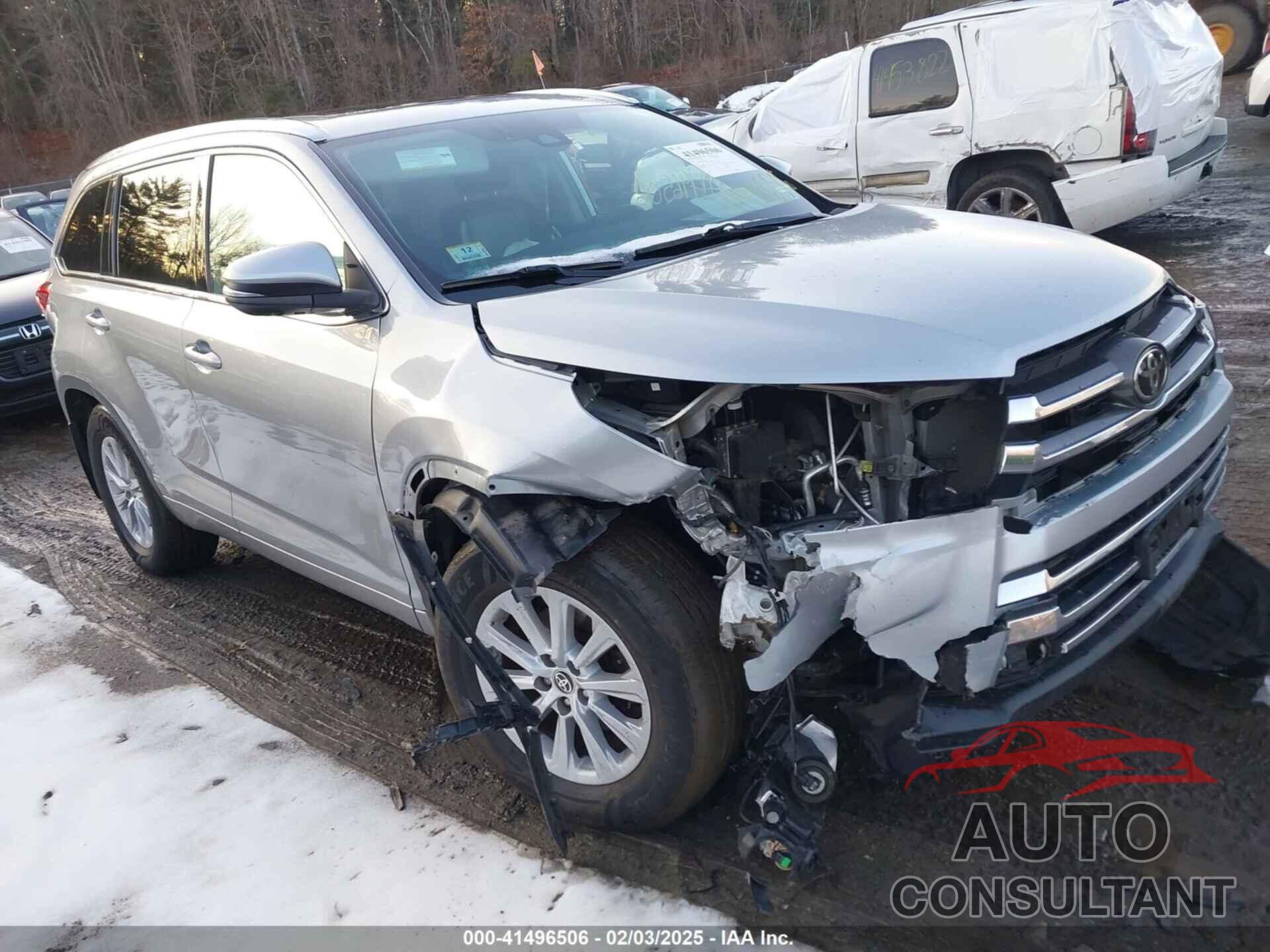 TOYOTA HIGHLANDER 2019 - 5TDDZRFH0KS999390