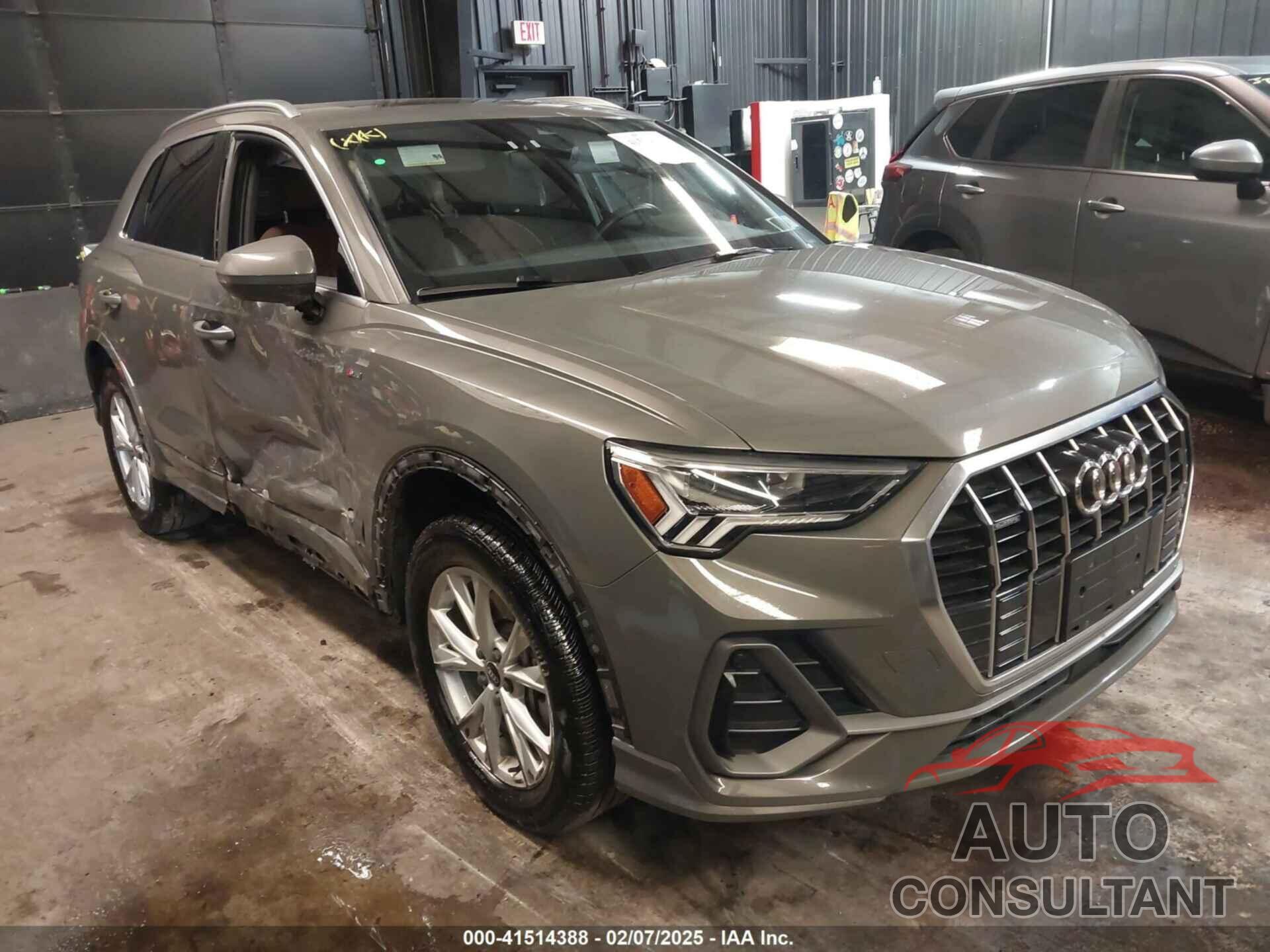 AUDI Q3 2021 - WA1EECF39M1030232