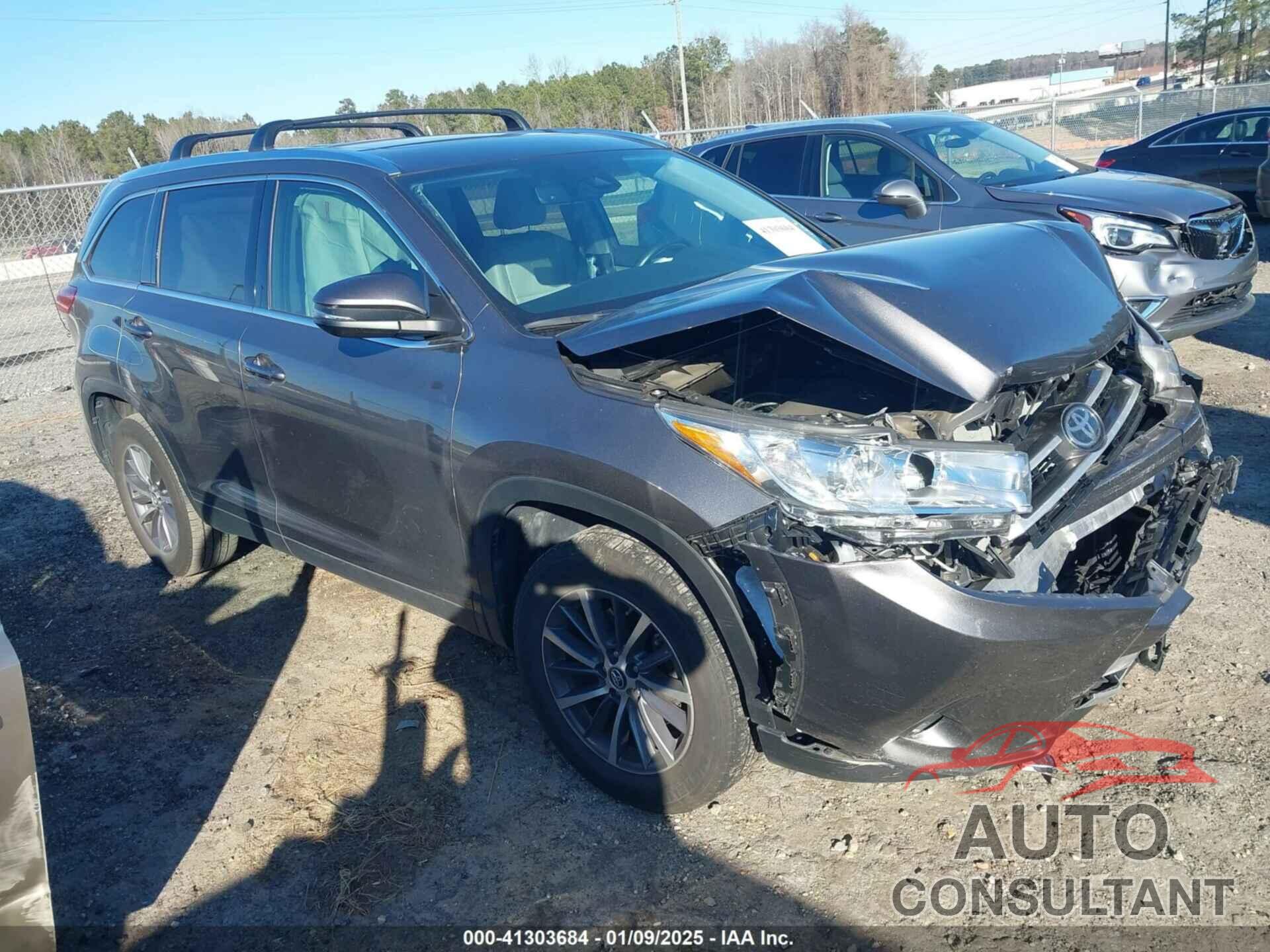 TOYOTA HIGHLANDER 2019 - 5TDKZRFH2KS338158