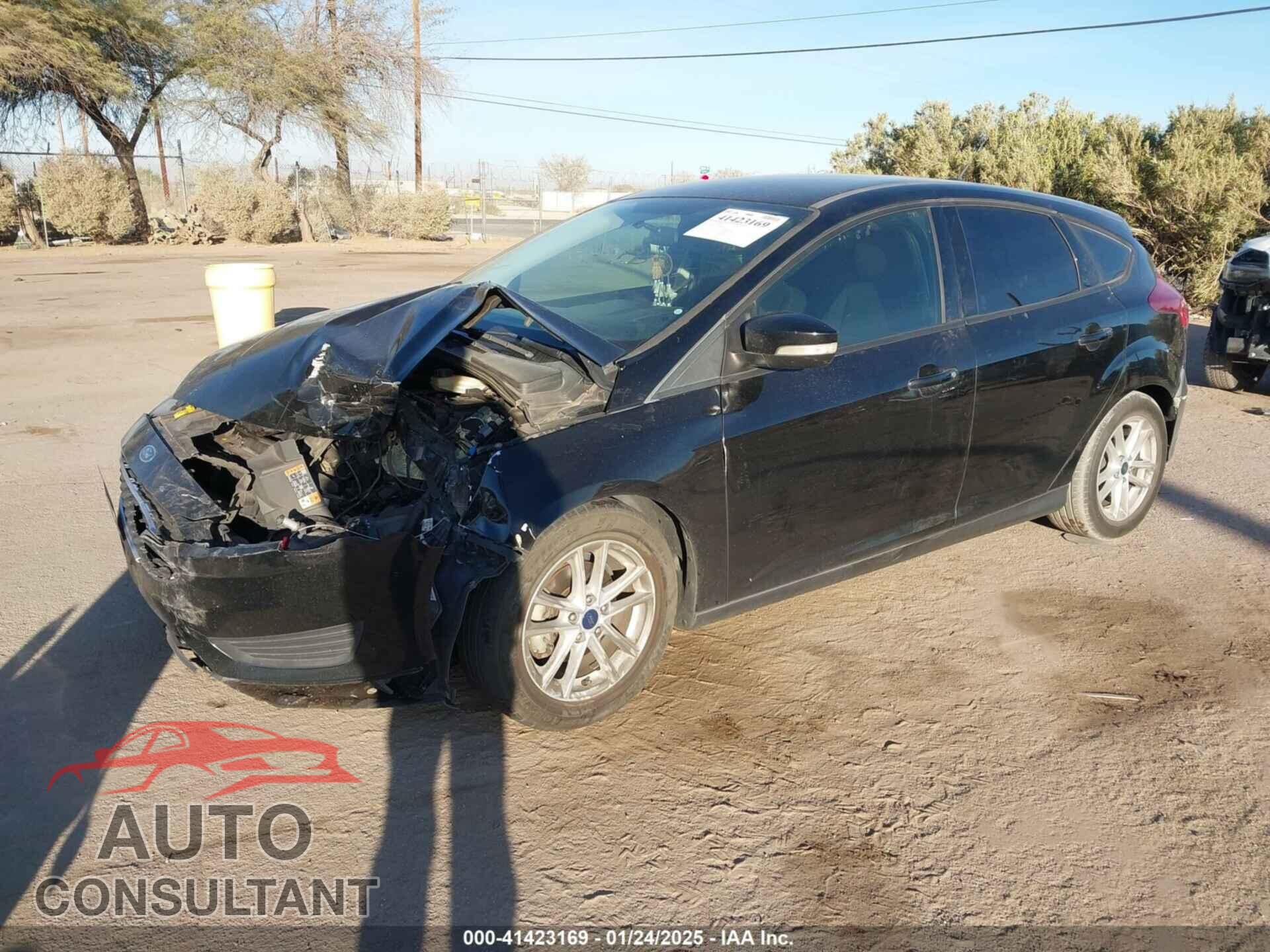 FORD FOCUS 2017 - 1FADP3K23HL278582