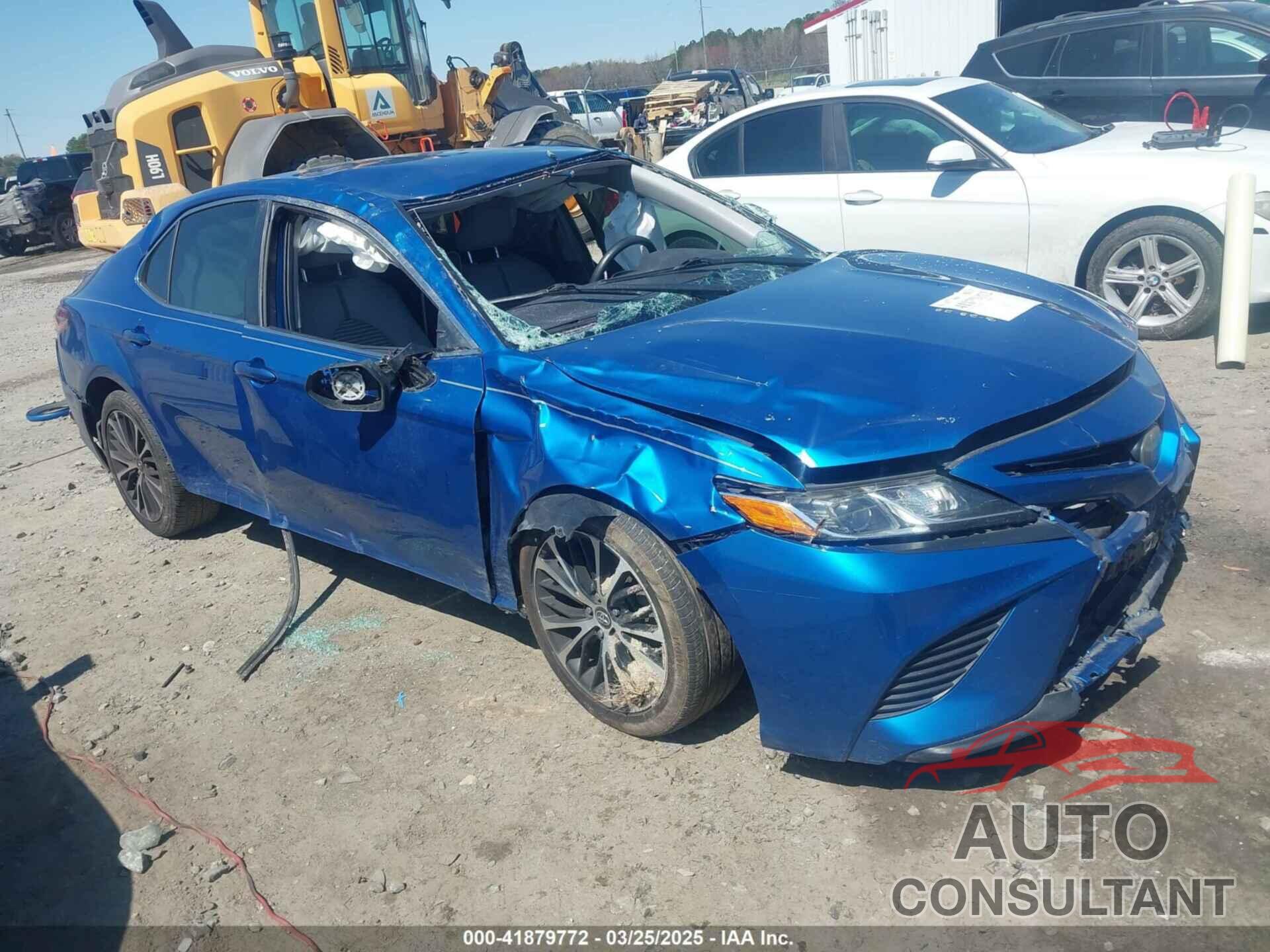 TOYOTA CAMRY 2018 - 4T1B11HK1JU091903