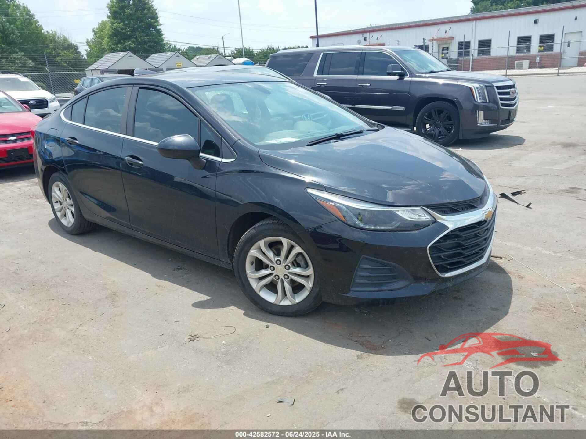 CHEVROLET CRUZE 2019 - 1G1BE5SM3K7106551
