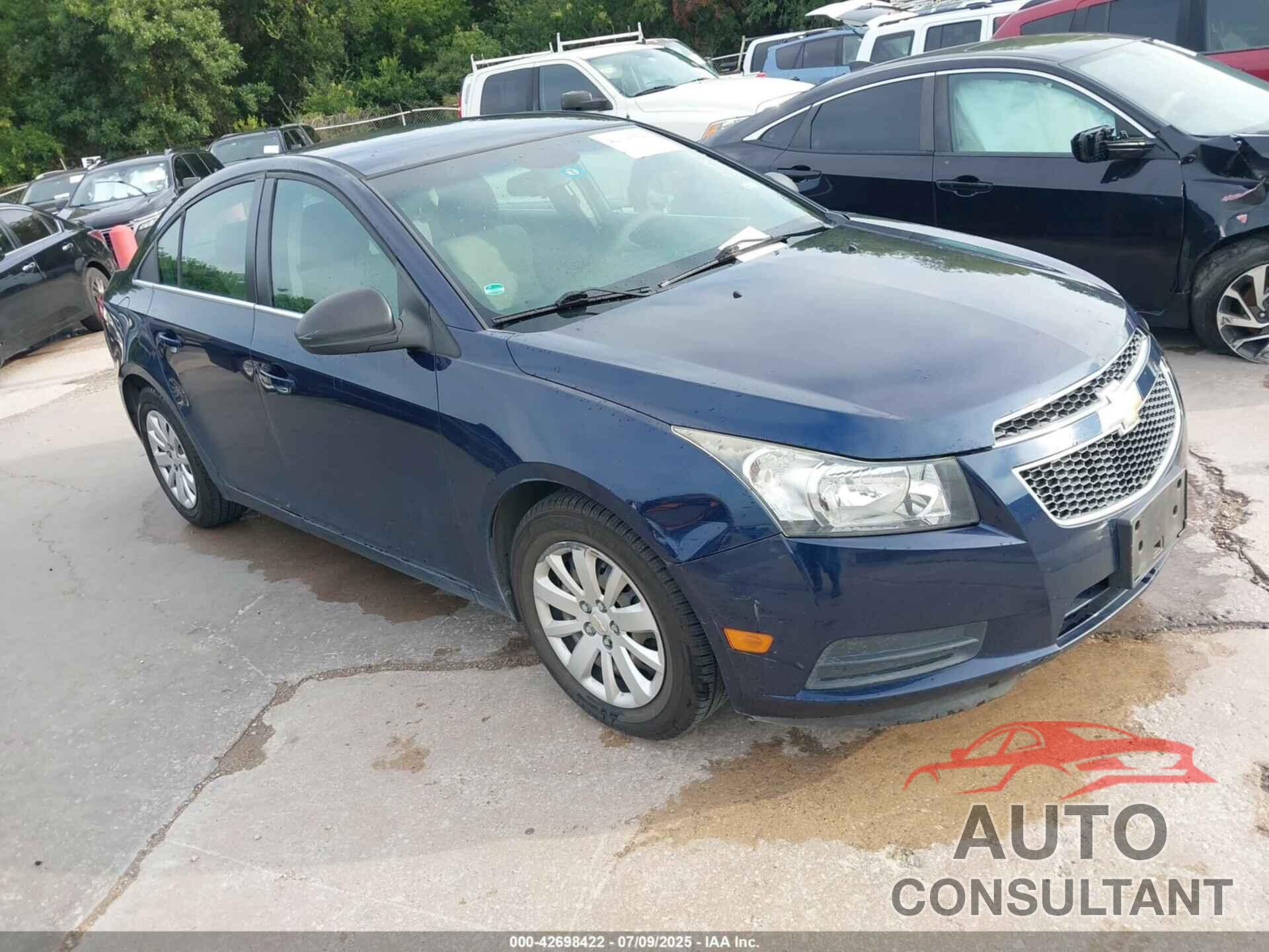 CHEVROLET CRUZE 2011 - 1G1PC5SH2B7180493