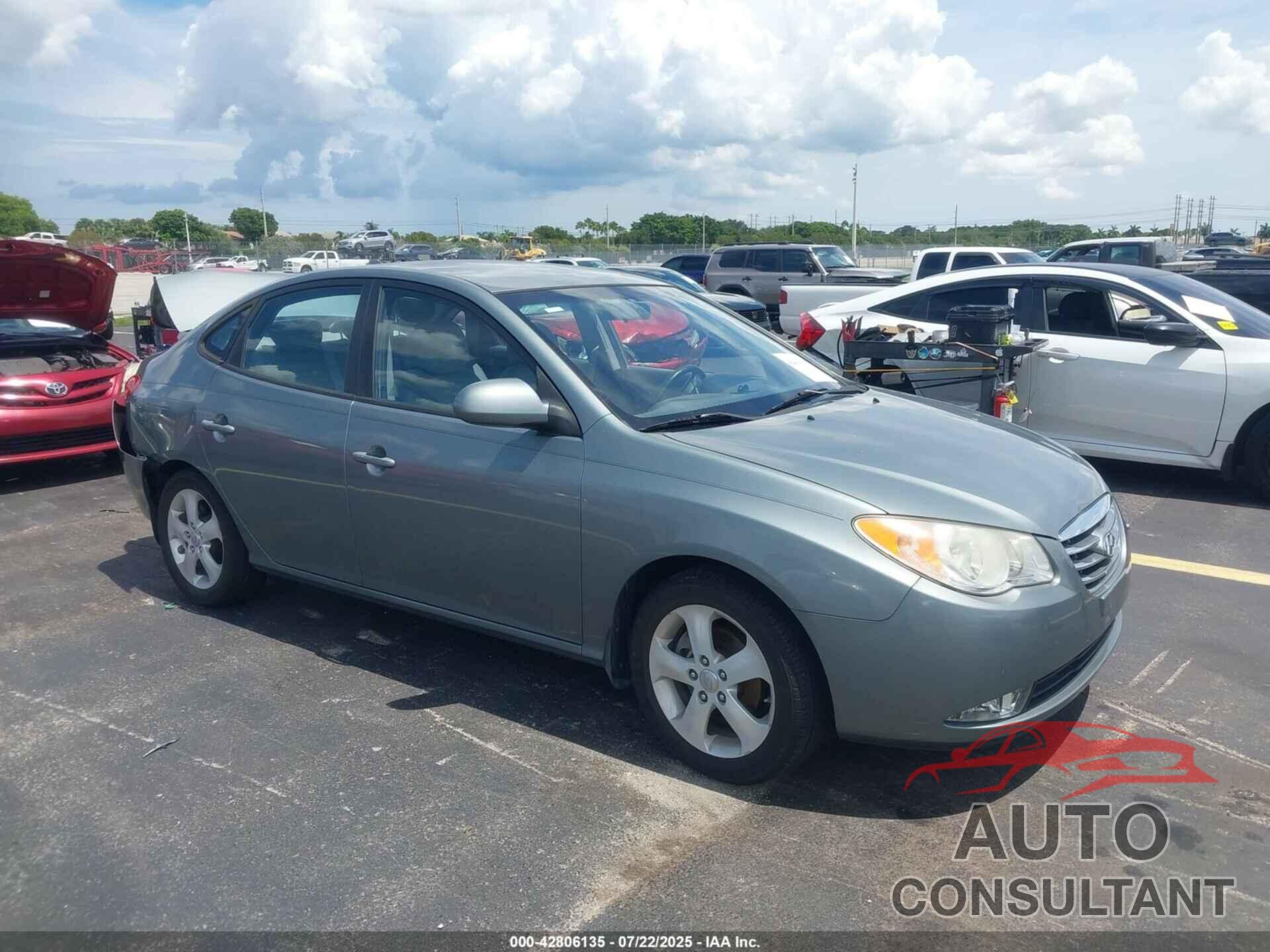 HYUNDAI ELANTRA 2010 - KMHDU4ADXAU956381