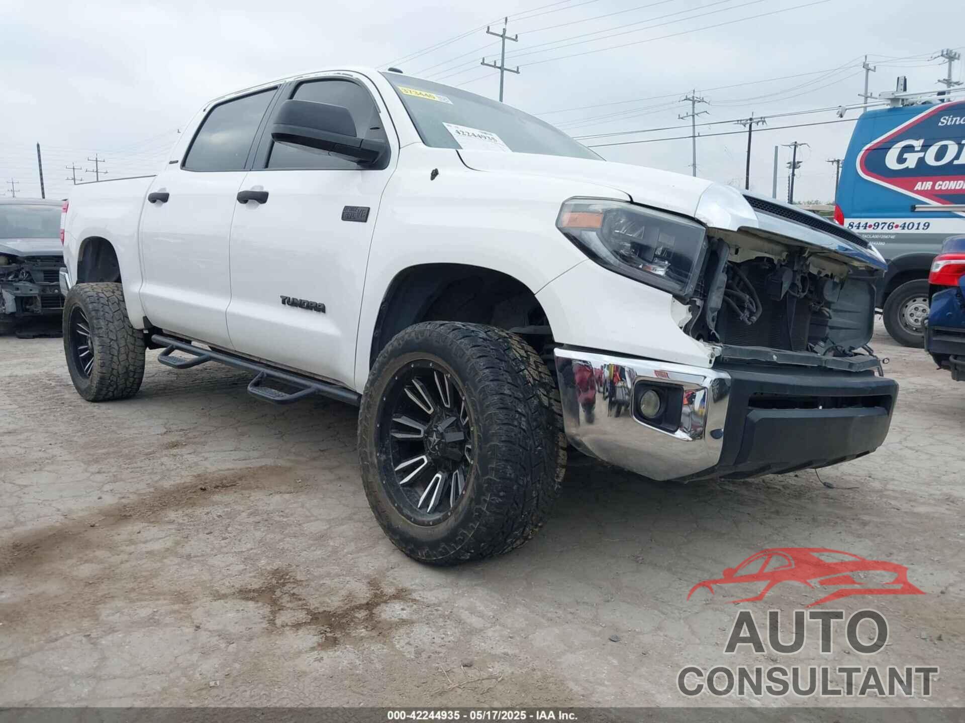 TOYOTA TUNDRA 2017 - 5TFEW5F14HX220598
