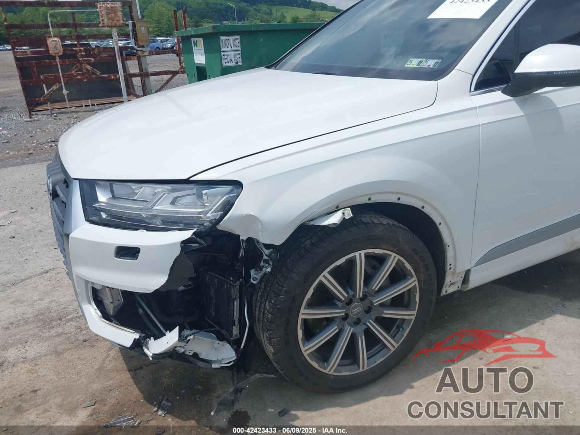 AUDI Q7 2017 - WA1VAAF73HD037362
