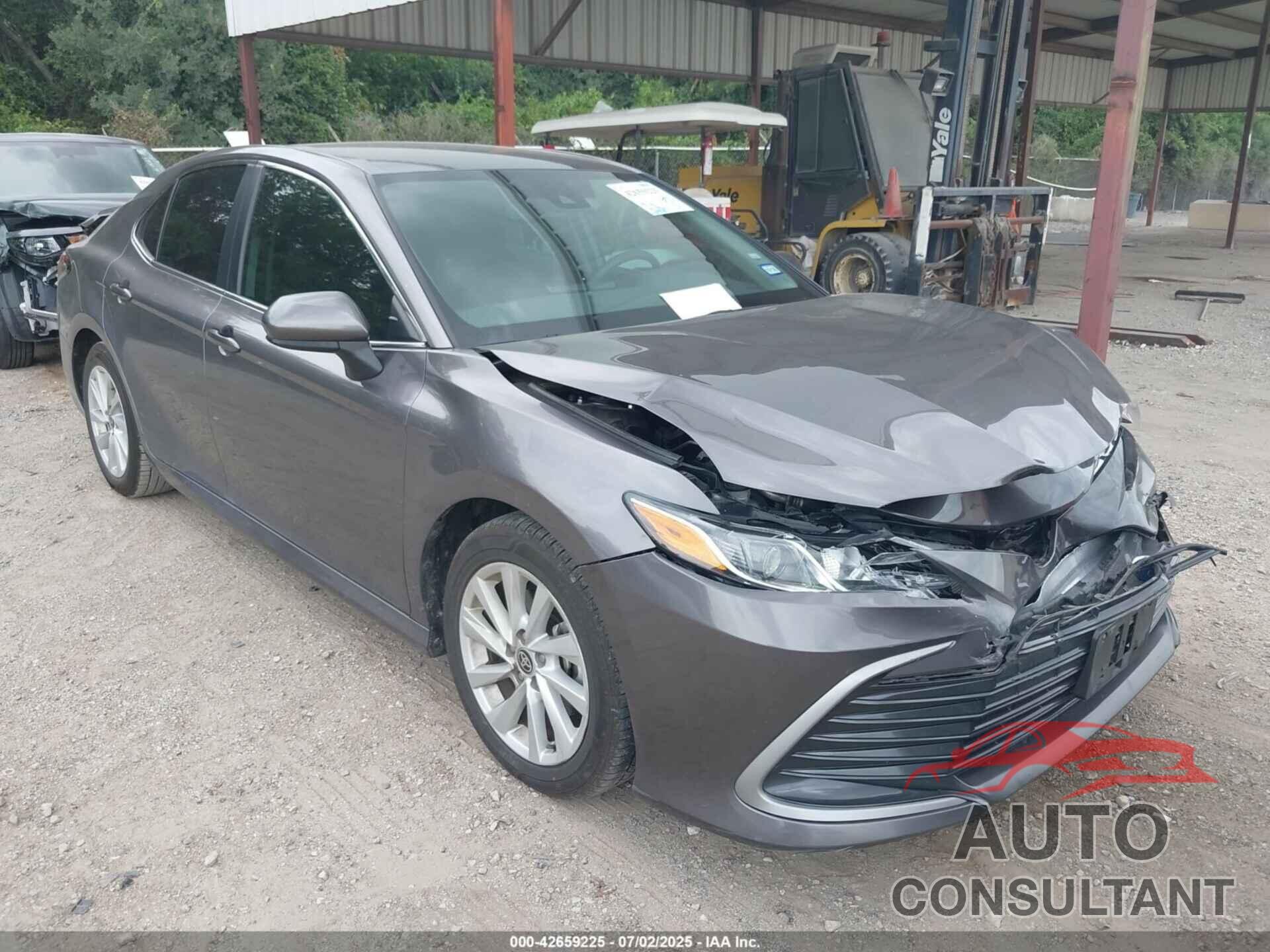TOYOTA CAMRY 2023 - 4T1C11AK4PU102951