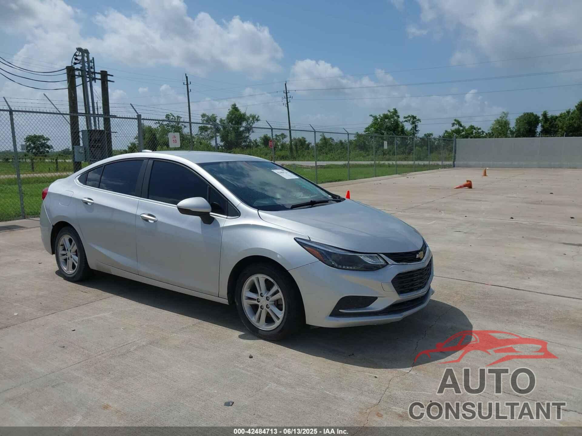 CHEVROLET CRUZE 2017 - 1G1BE5SM4H7182207