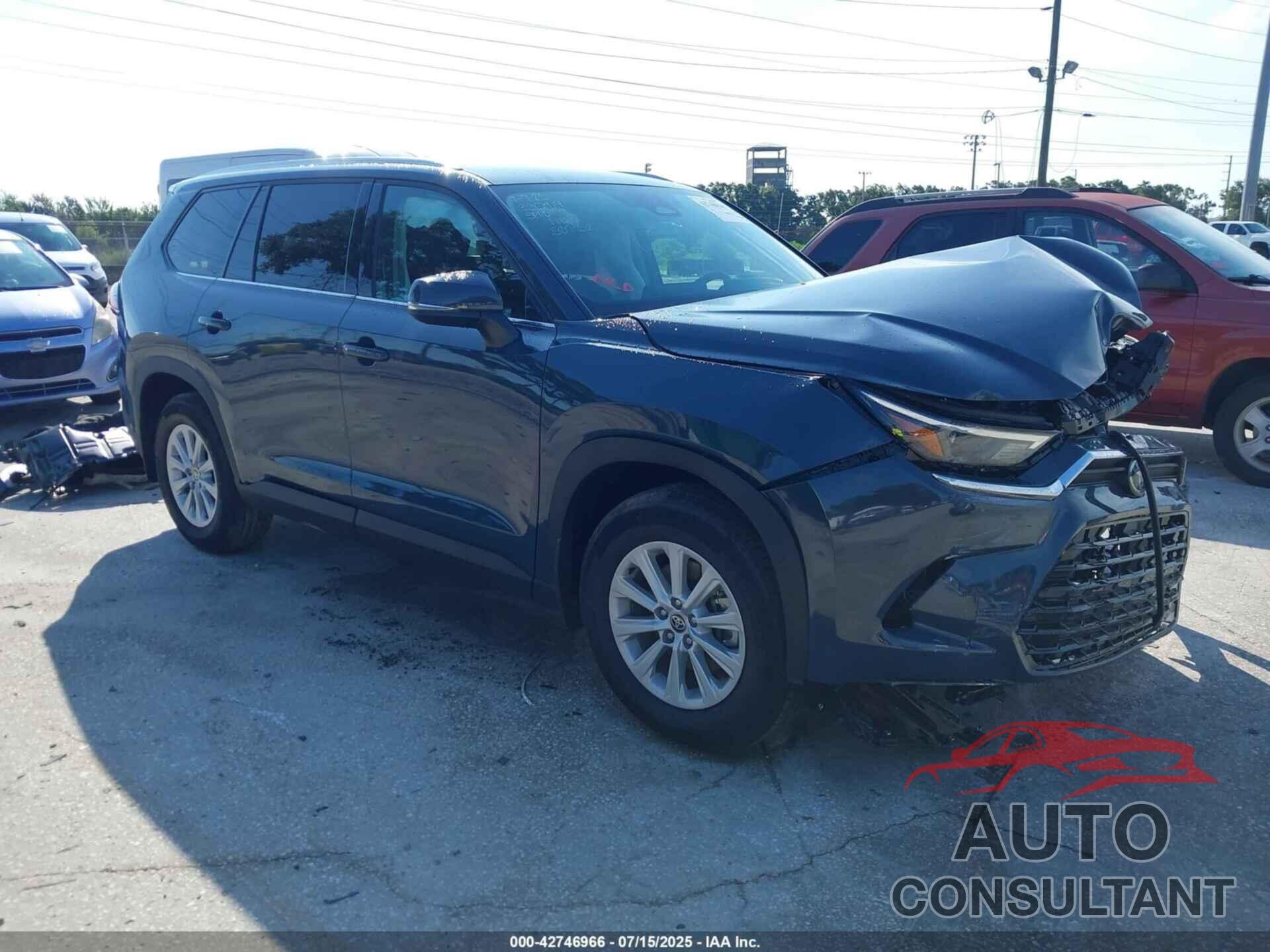 TOYOTA GRAND HIGHLANDER 2025 - 5TDAAAA51SS021103