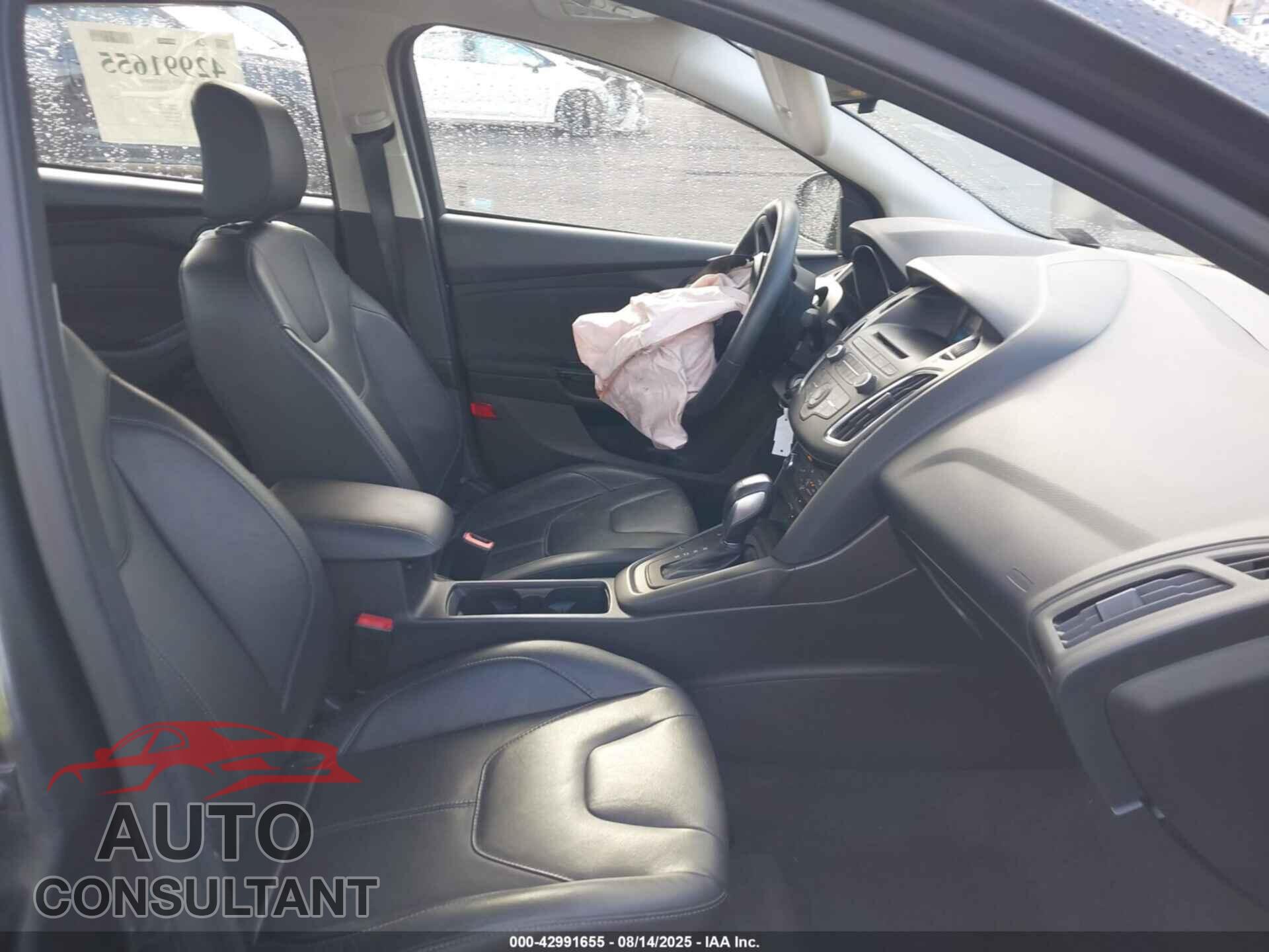FORD FOCUS 2016 - 1FADP3F20GL401375