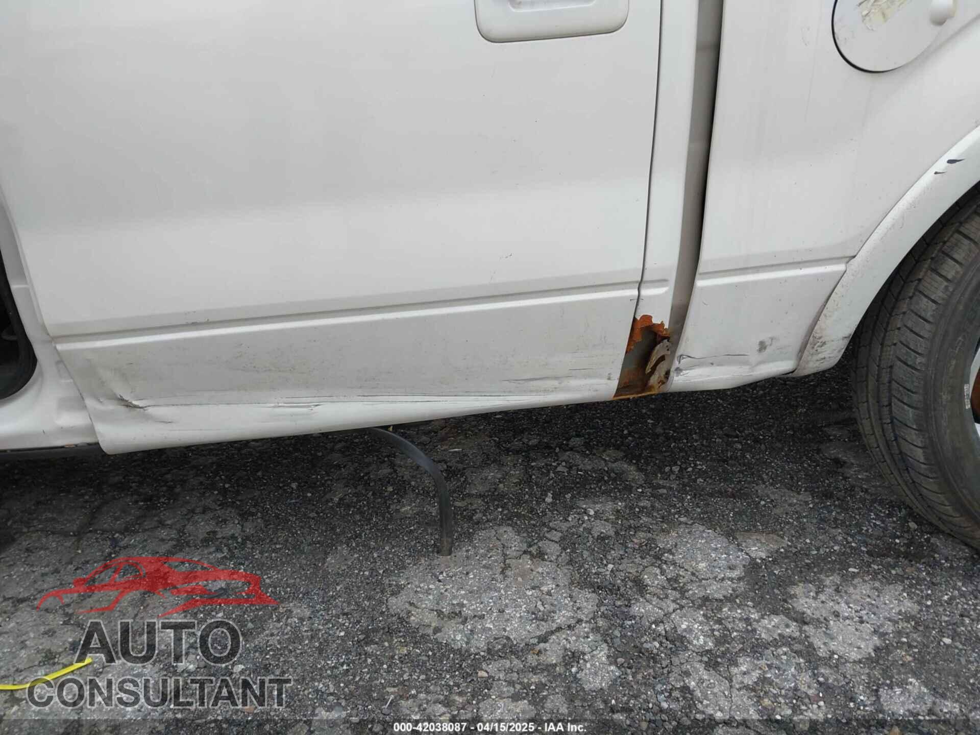 FORD F-150 2011 - 1FTFW1E63BFB80098