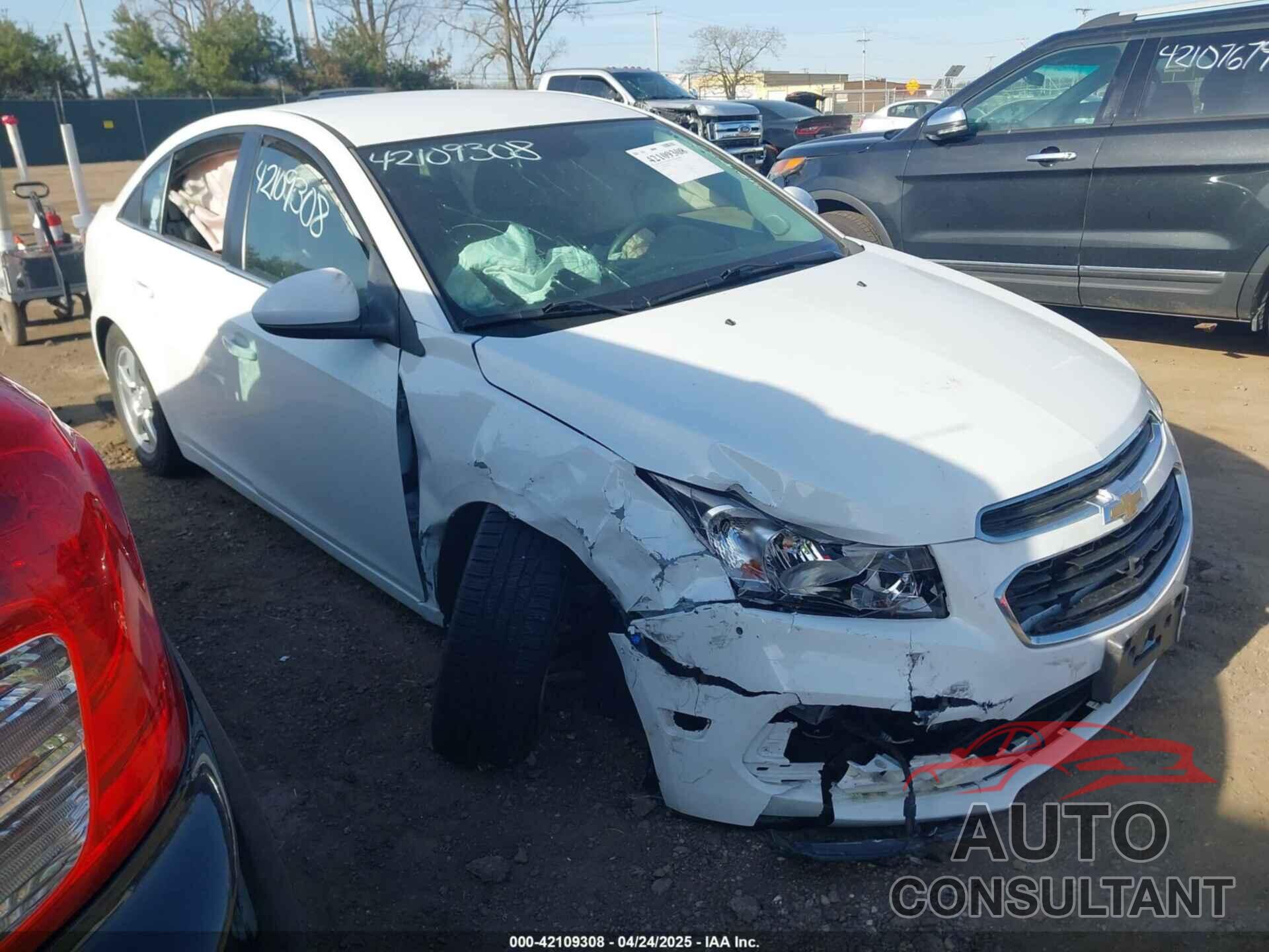 CHEVROLET CRUZE 2015 - 1G1PC5SB7F7141982