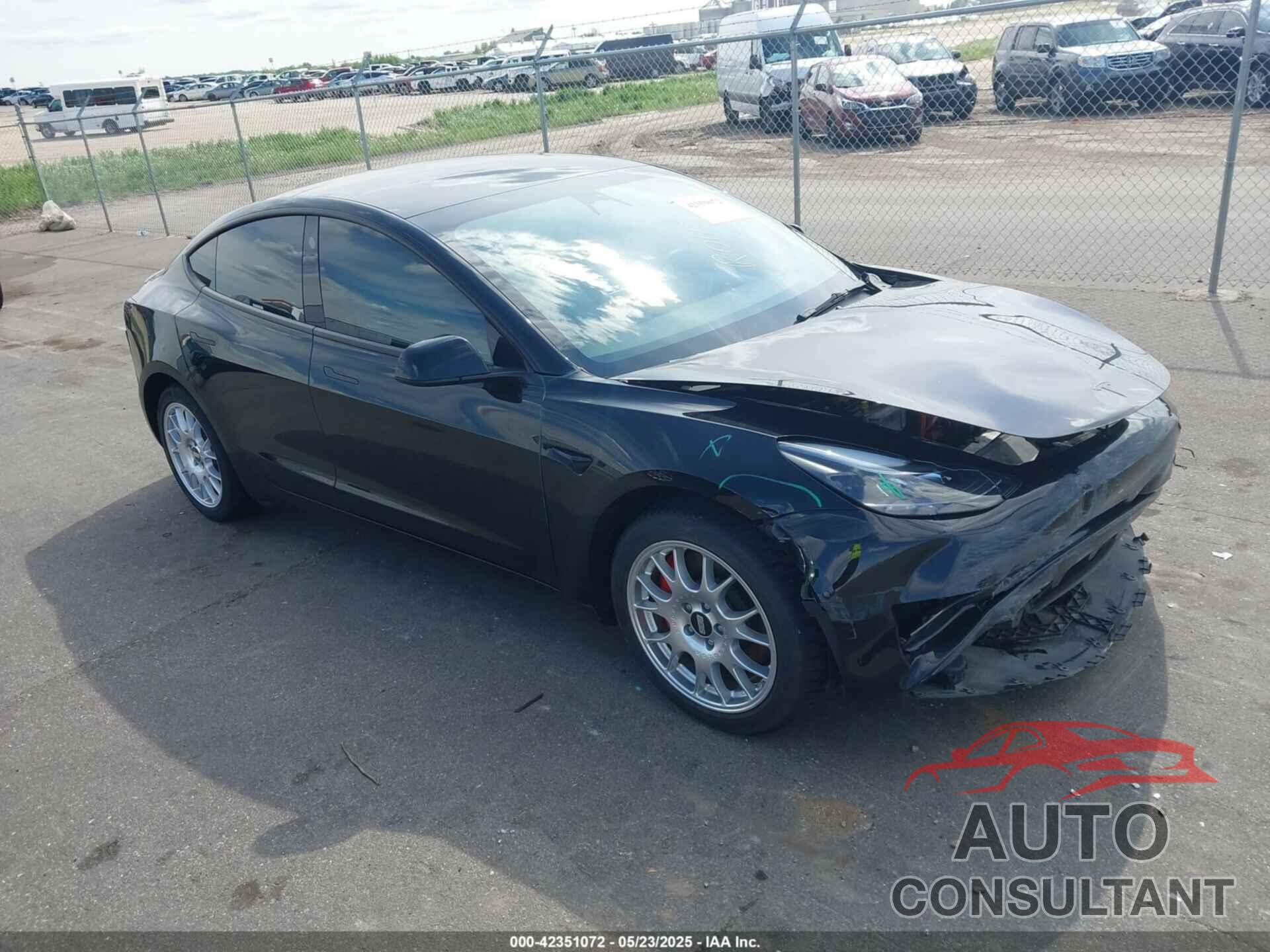 TESLA MODEL 3 2022 - 5YJ3E1EC9NF240616