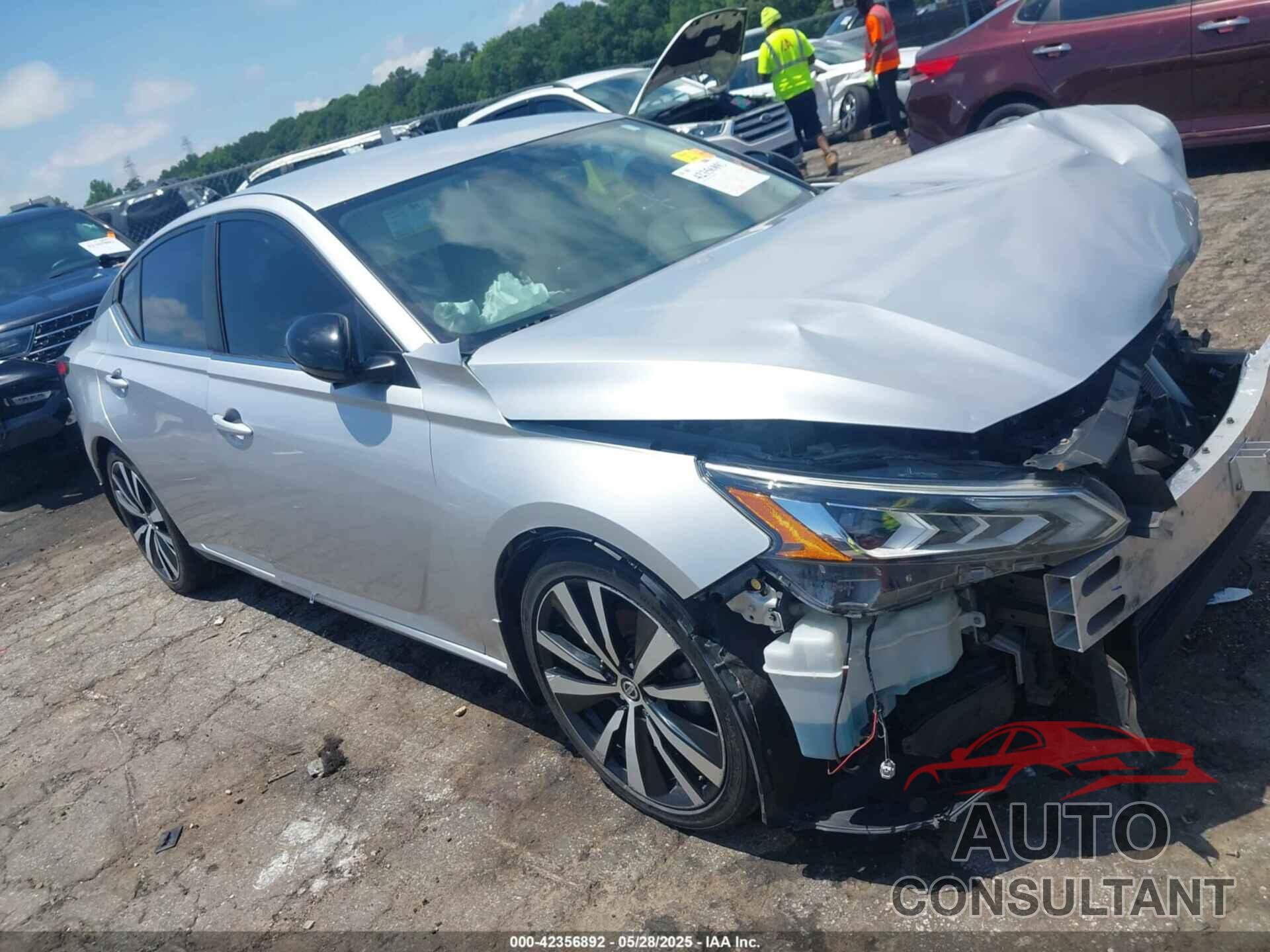 NISSAN ALTIMA 2019 - 1N4BL4CV3KC183089