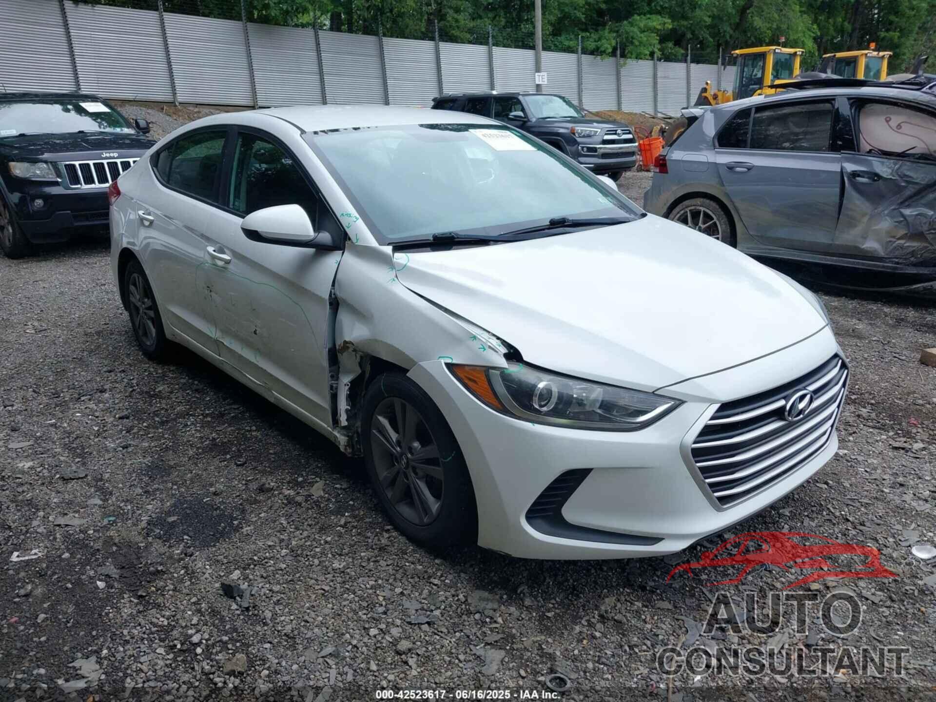 HYUNDAI ELANTRA 2018 - 5NPD84LF7JH313679